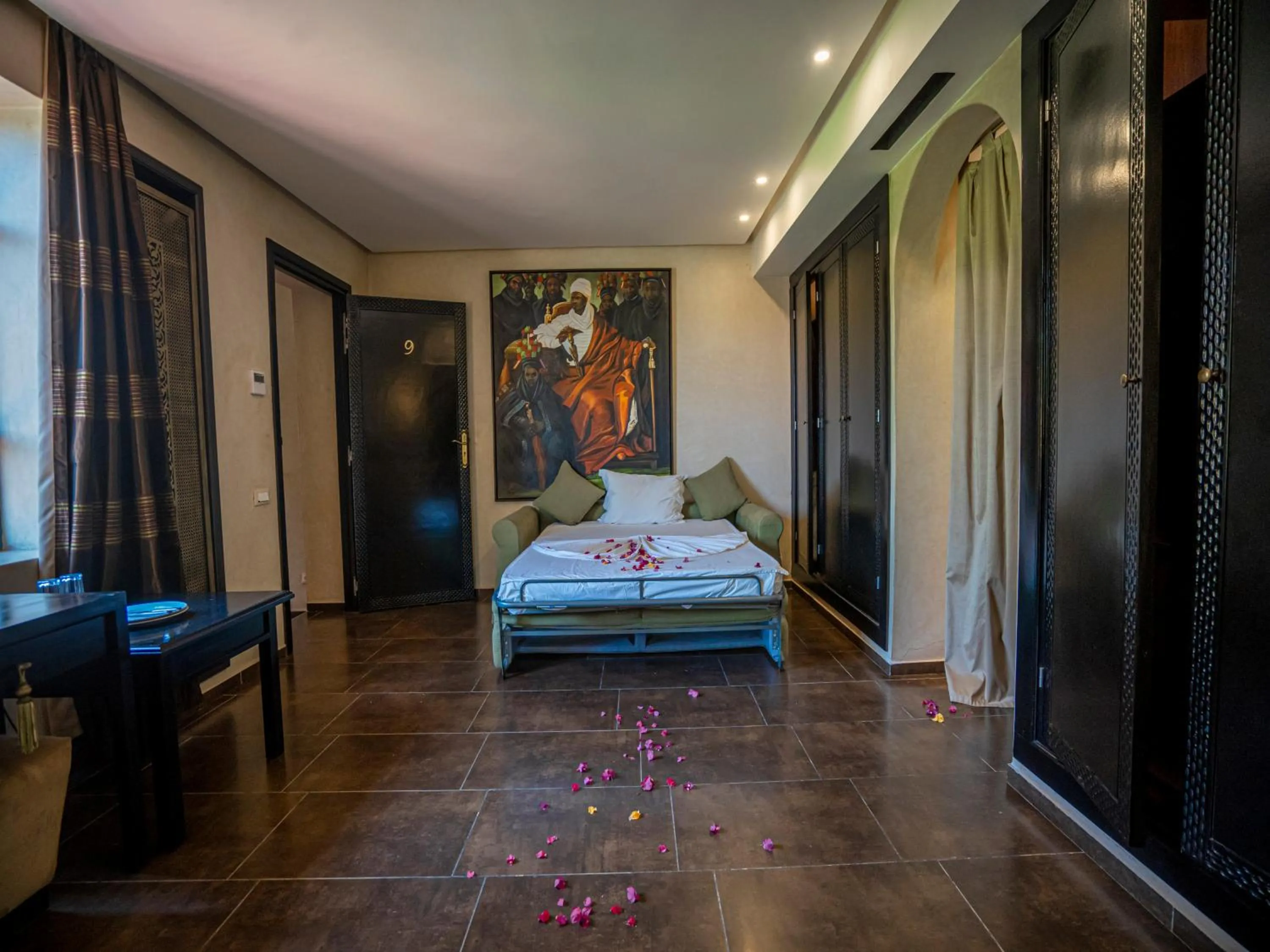 Bed in Palais Mirage d'Atlas, Suites de Luxe & Spa