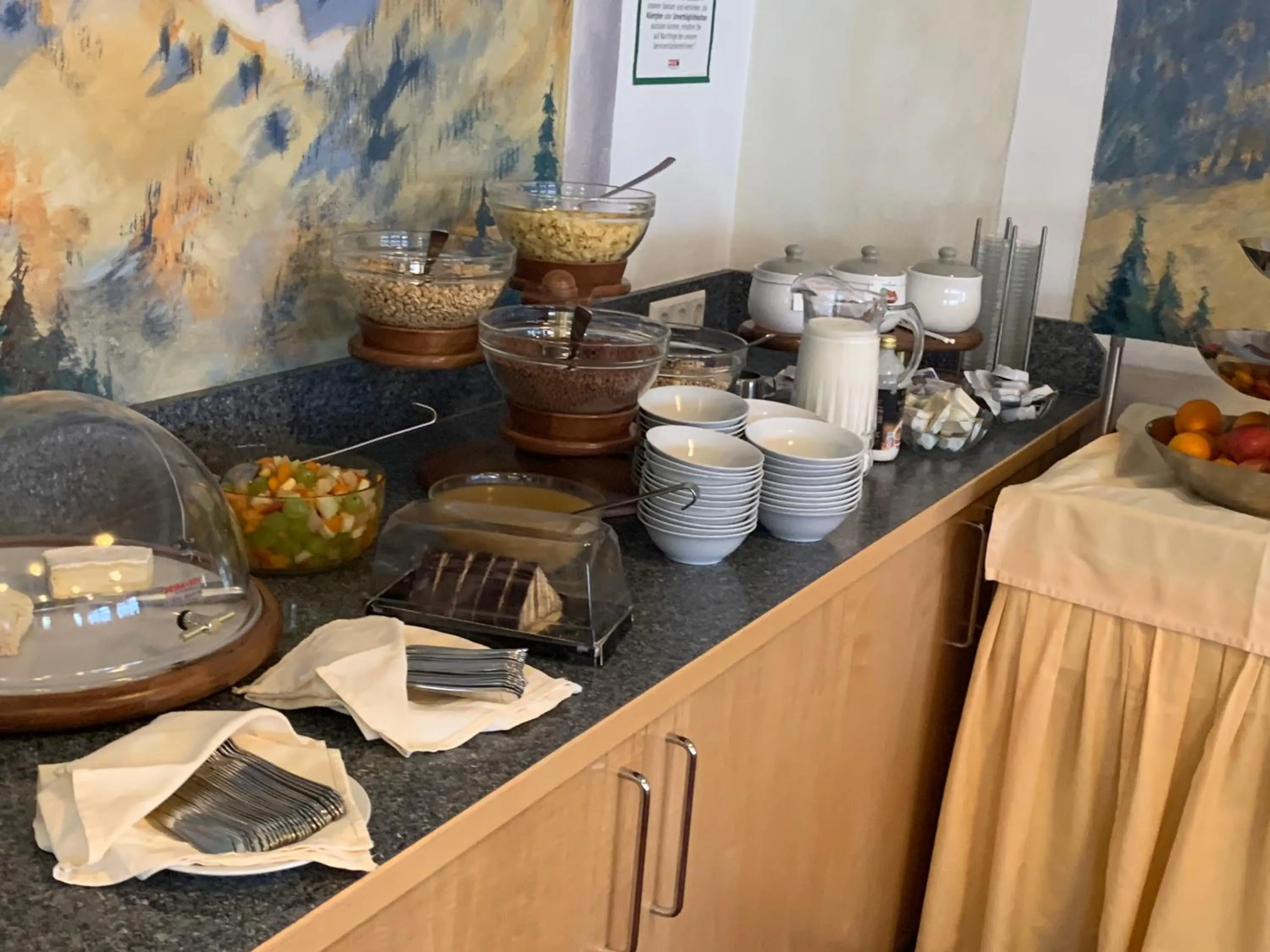 Breakfast in Hotel Schneeberger