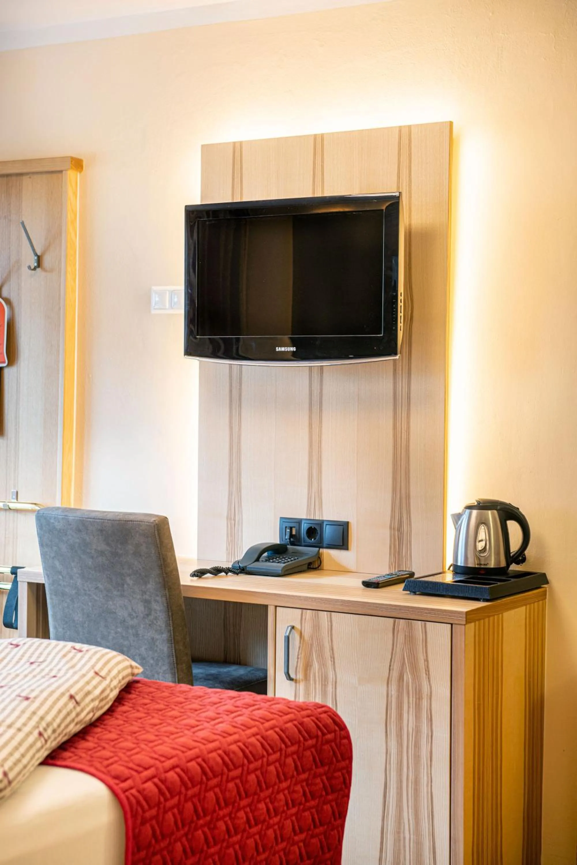 Photo of the whole room in Hotel Schneeberger