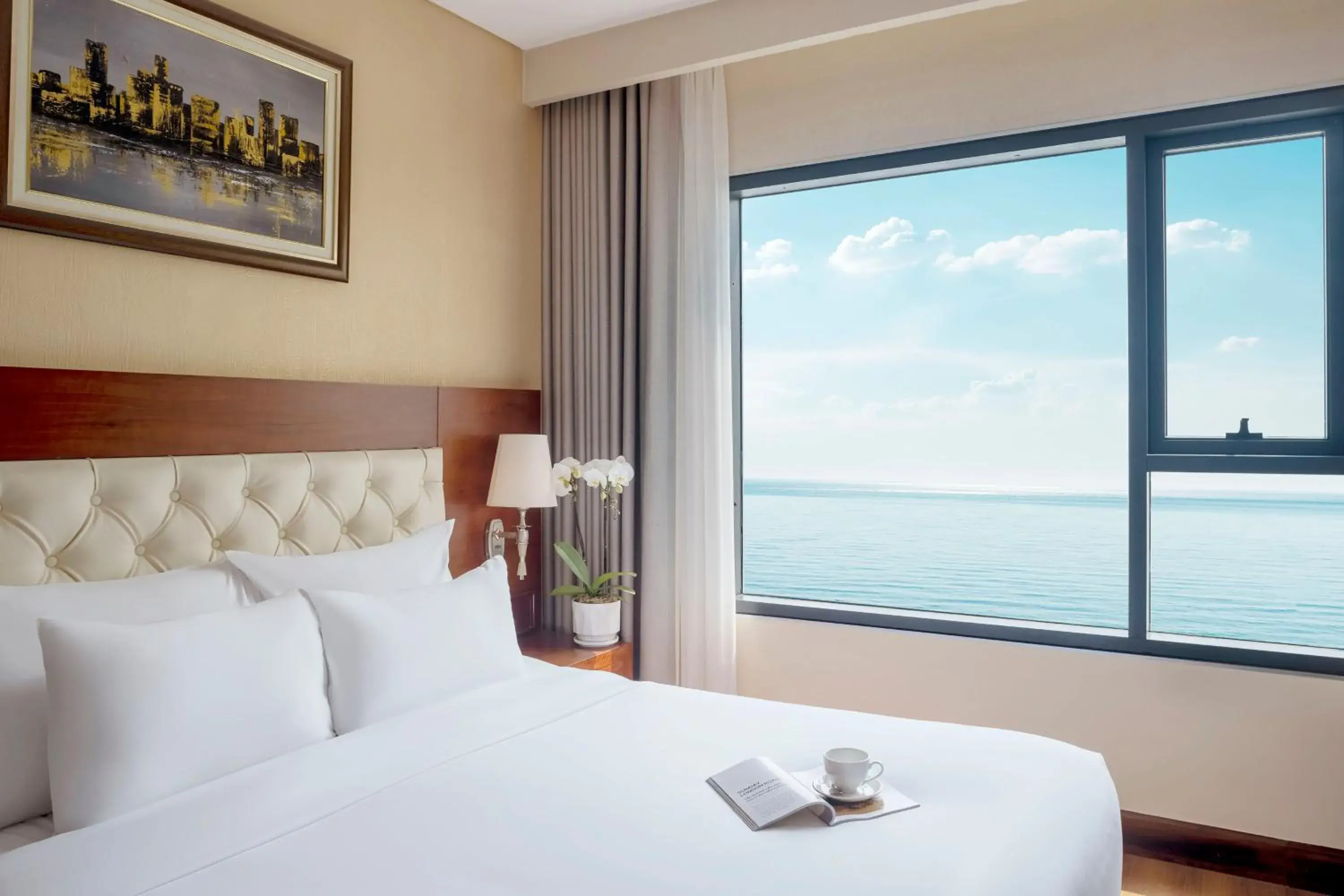 Family Room with Sea View in DLG Hotel Danang Family Room with Sea View in DLG Hotel Danang