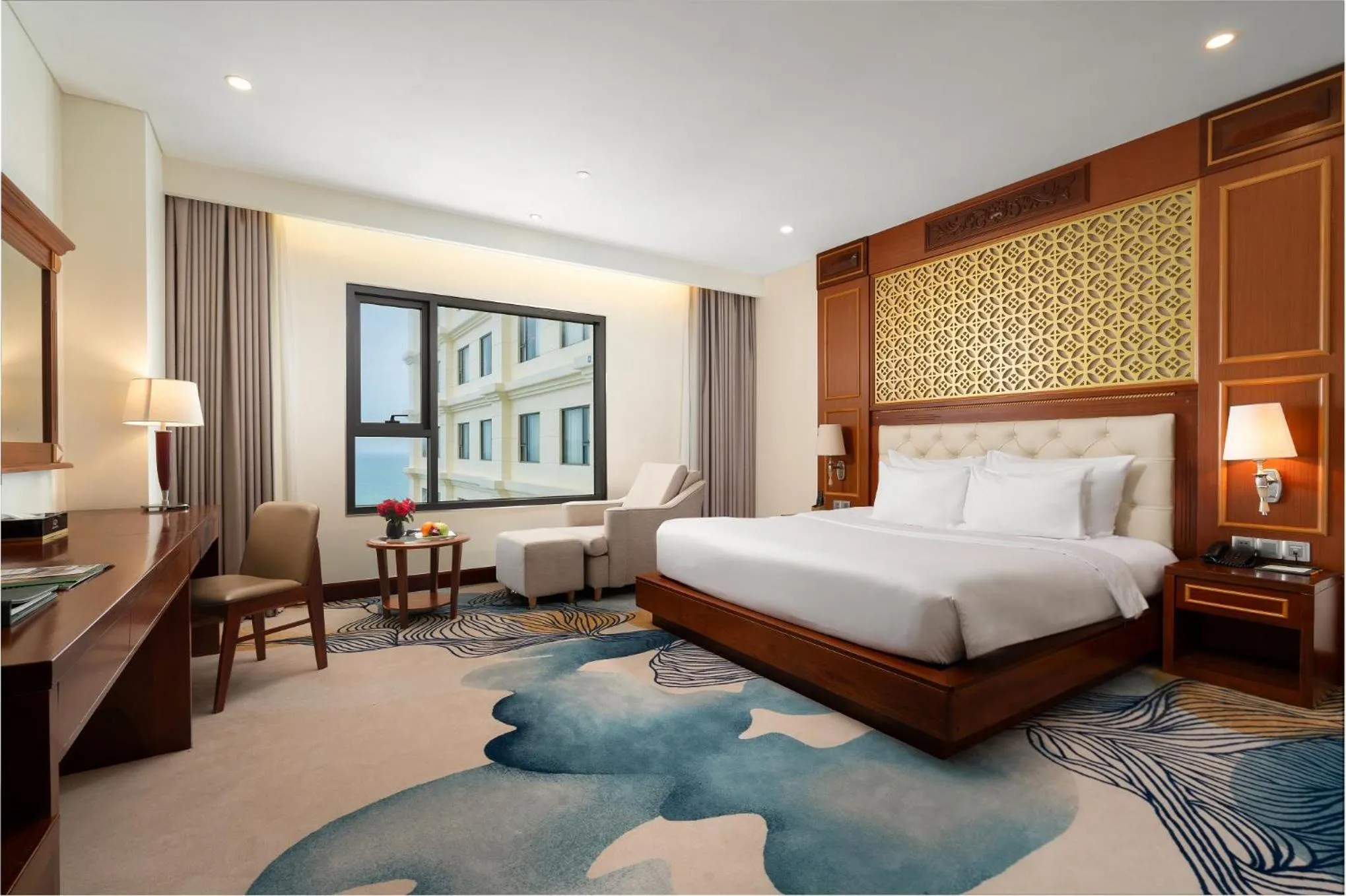 Bed in DLG Hotel Danang