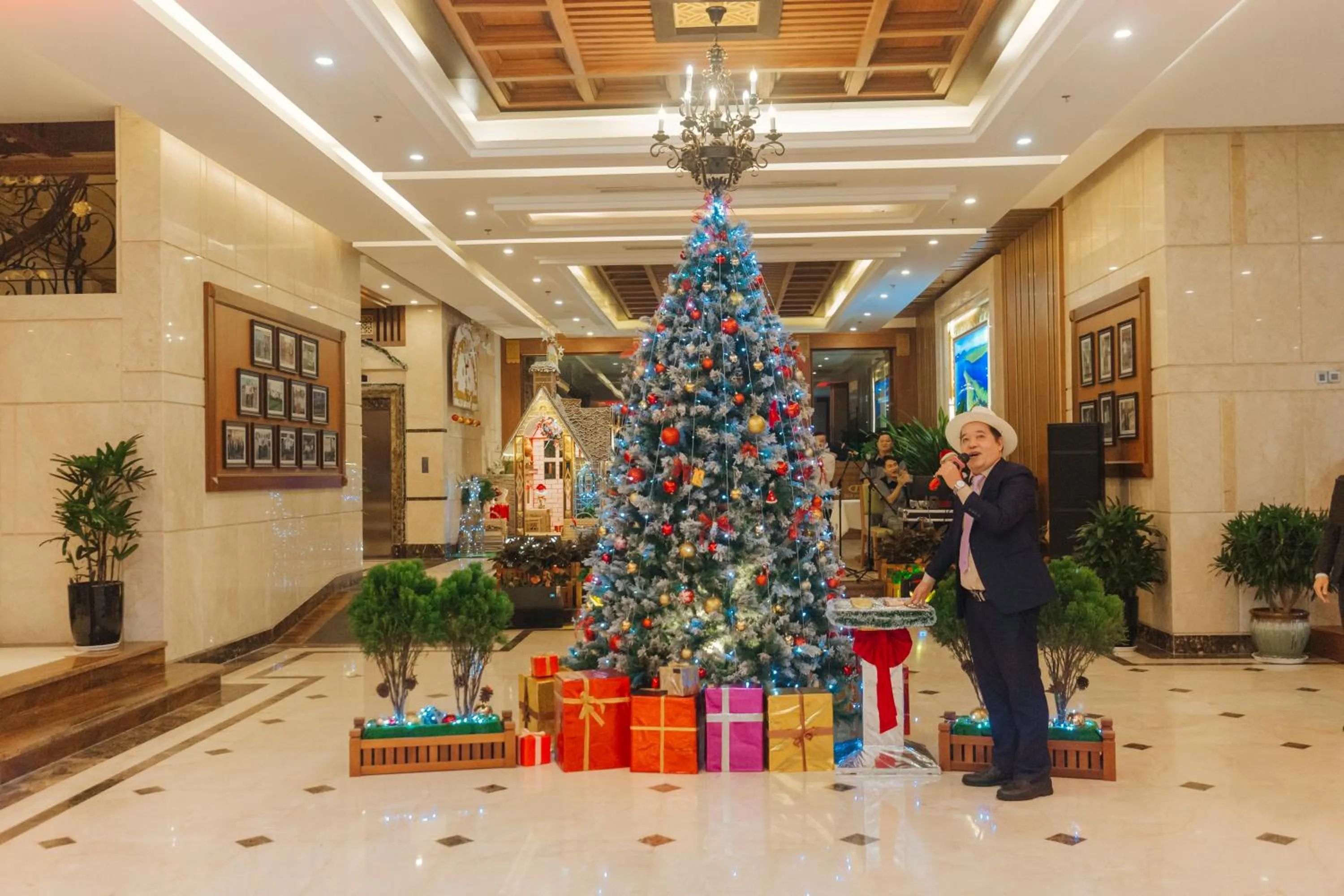 Entertainment in DLG Hotel Danang