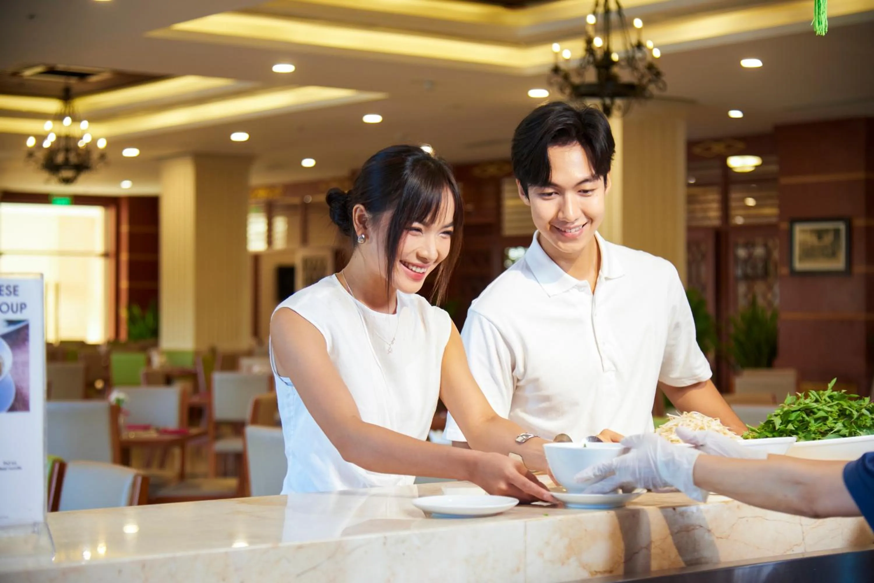 Restaurant/places to eat in DLG Hotel Danang