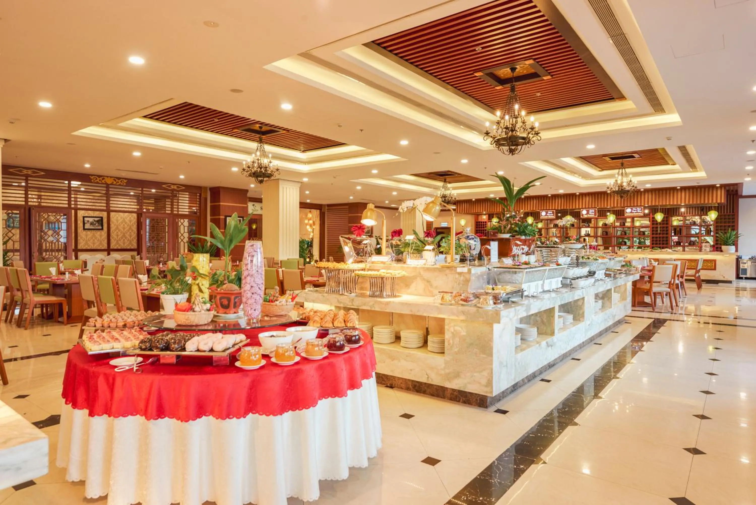 Buffet breakfast in DLG Hotel Danang
