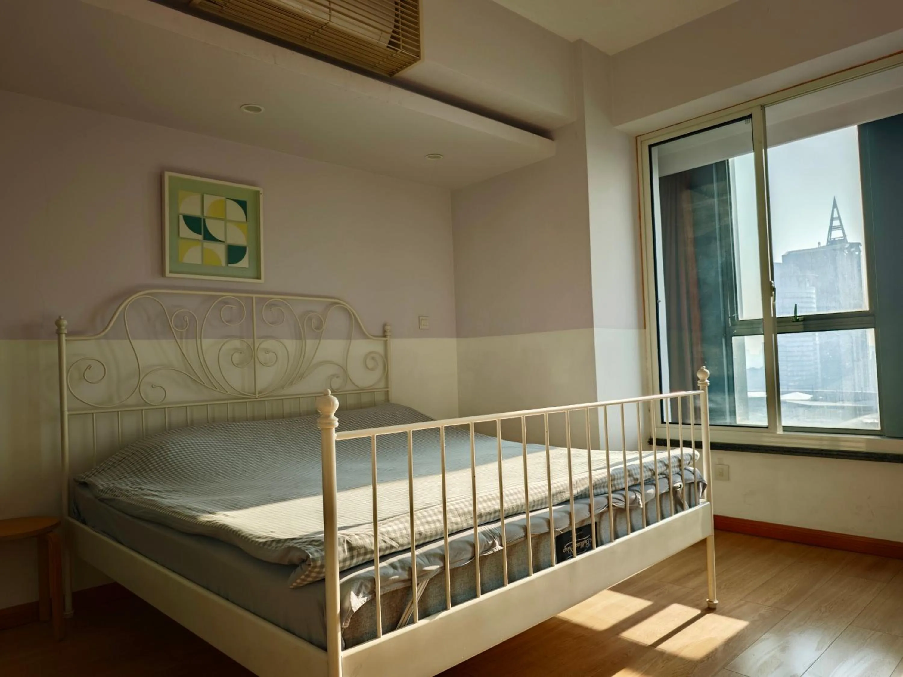 Bed in iNestin Shanghai Apt Jinzang Road