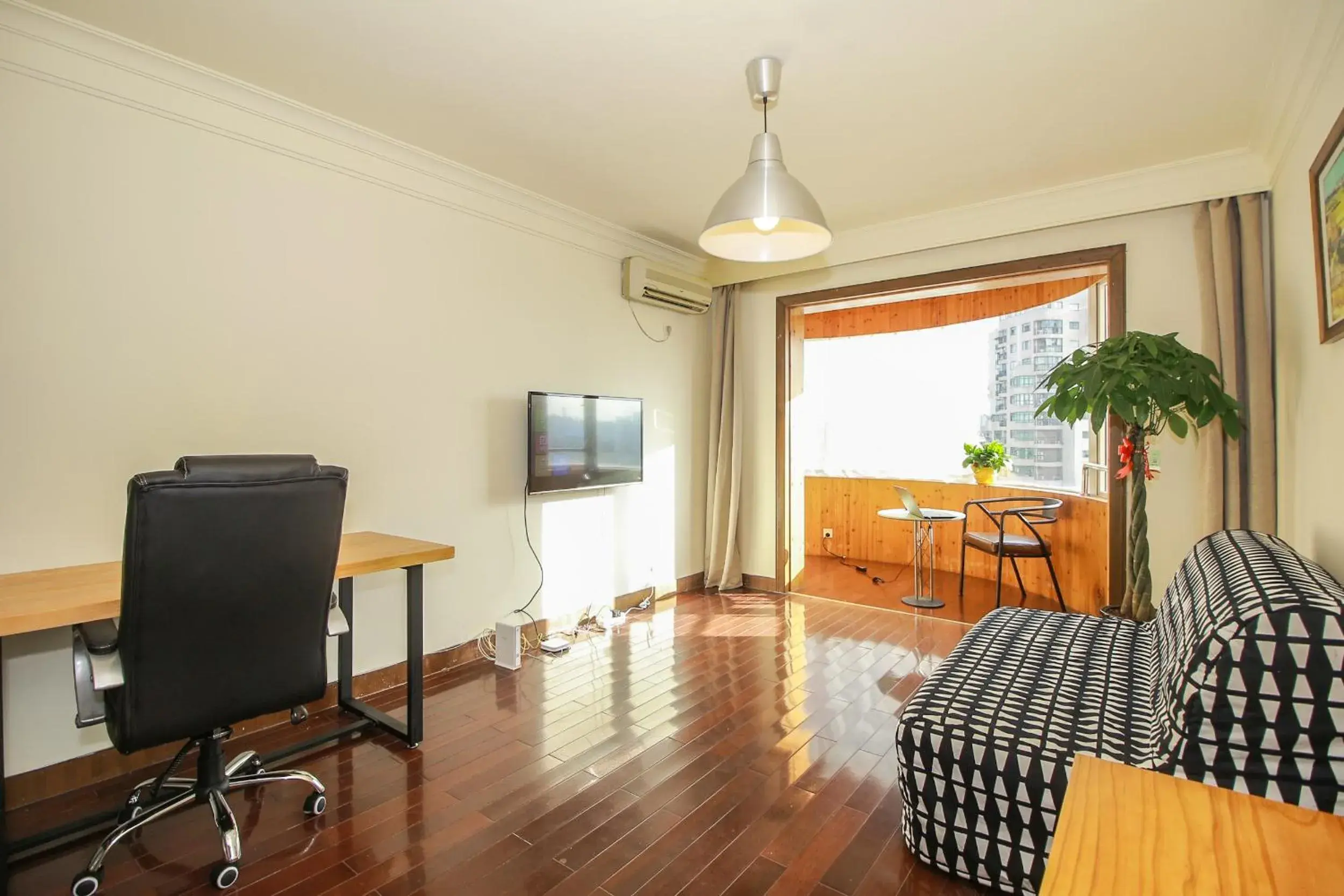 Living room in iNestin Shanghai Apt Hongfeng Road Living room in iNestin Shanghai Apt Hongfeng Road