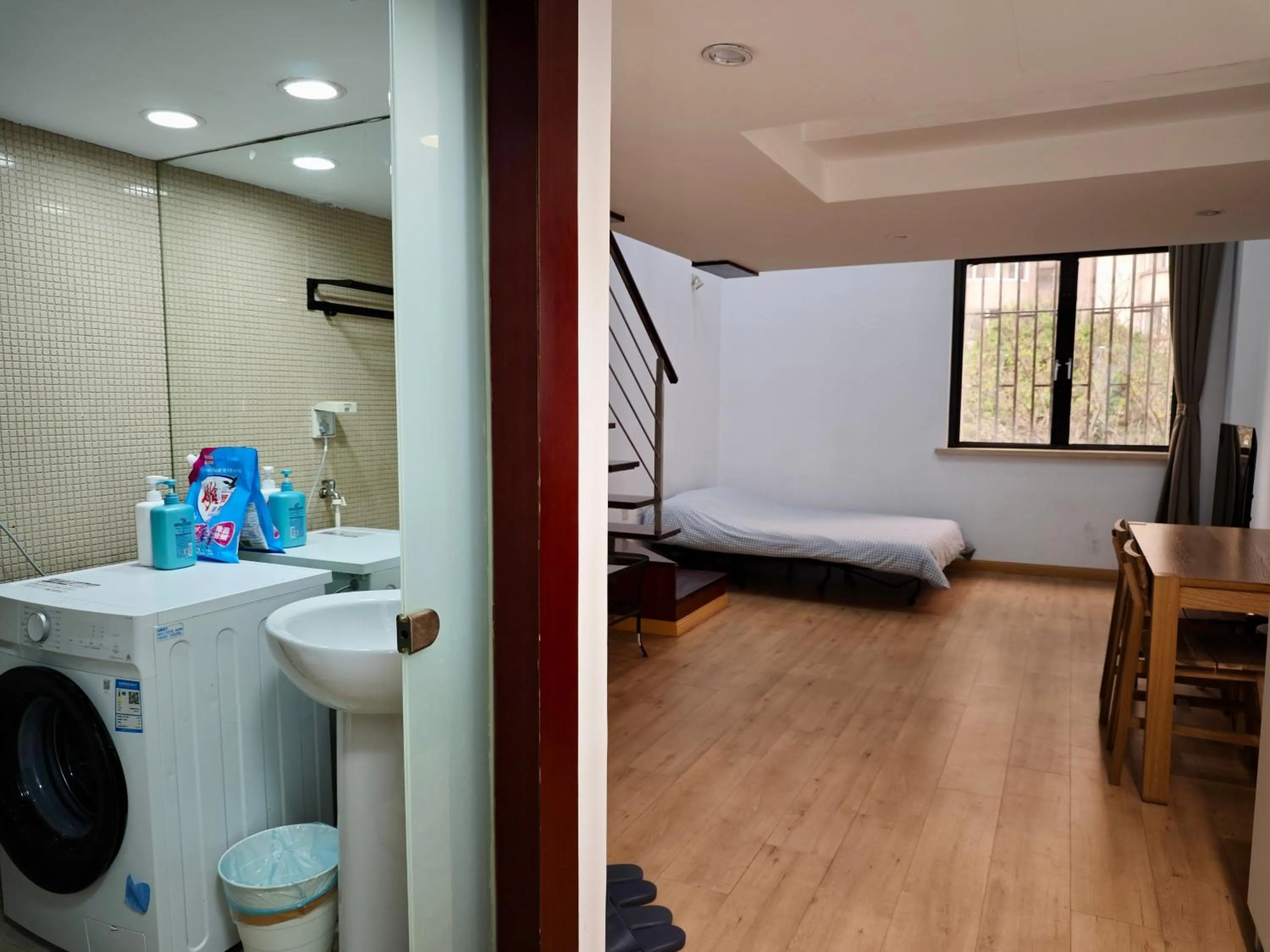 Bed in iNestin Shanghai Apt Hongfeng Road