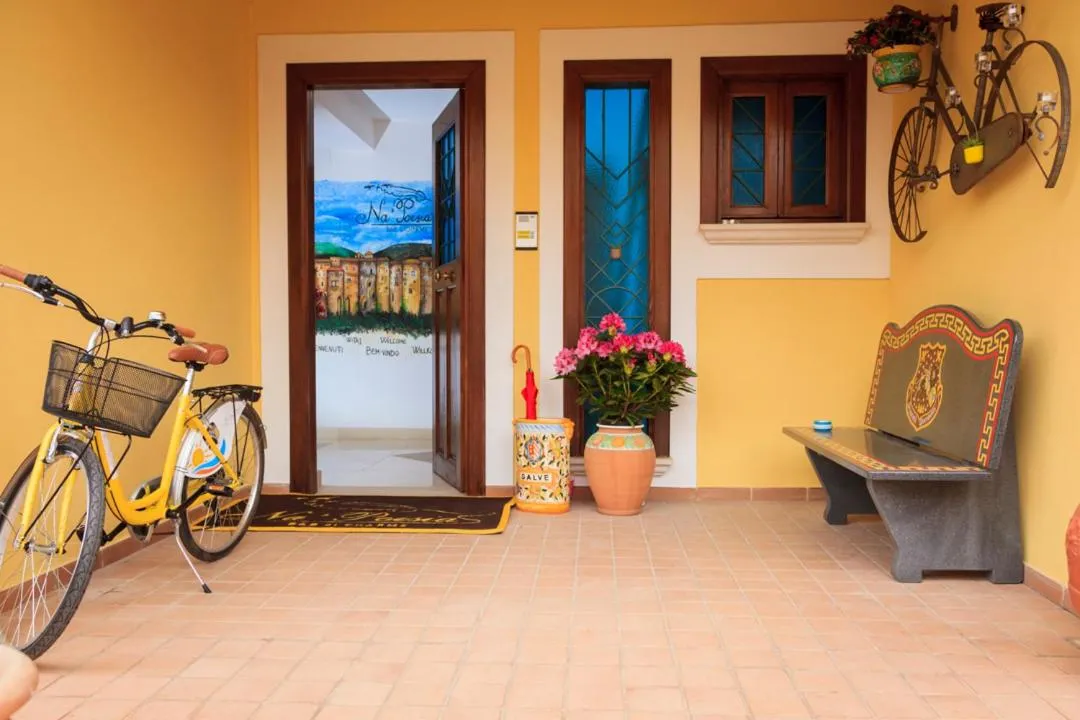 Facade/entrance in Na' Poesia B&B di Charme