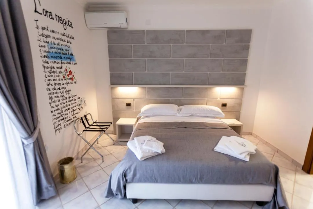 Photo of the whole room in Na' Poesia B&B di Charme