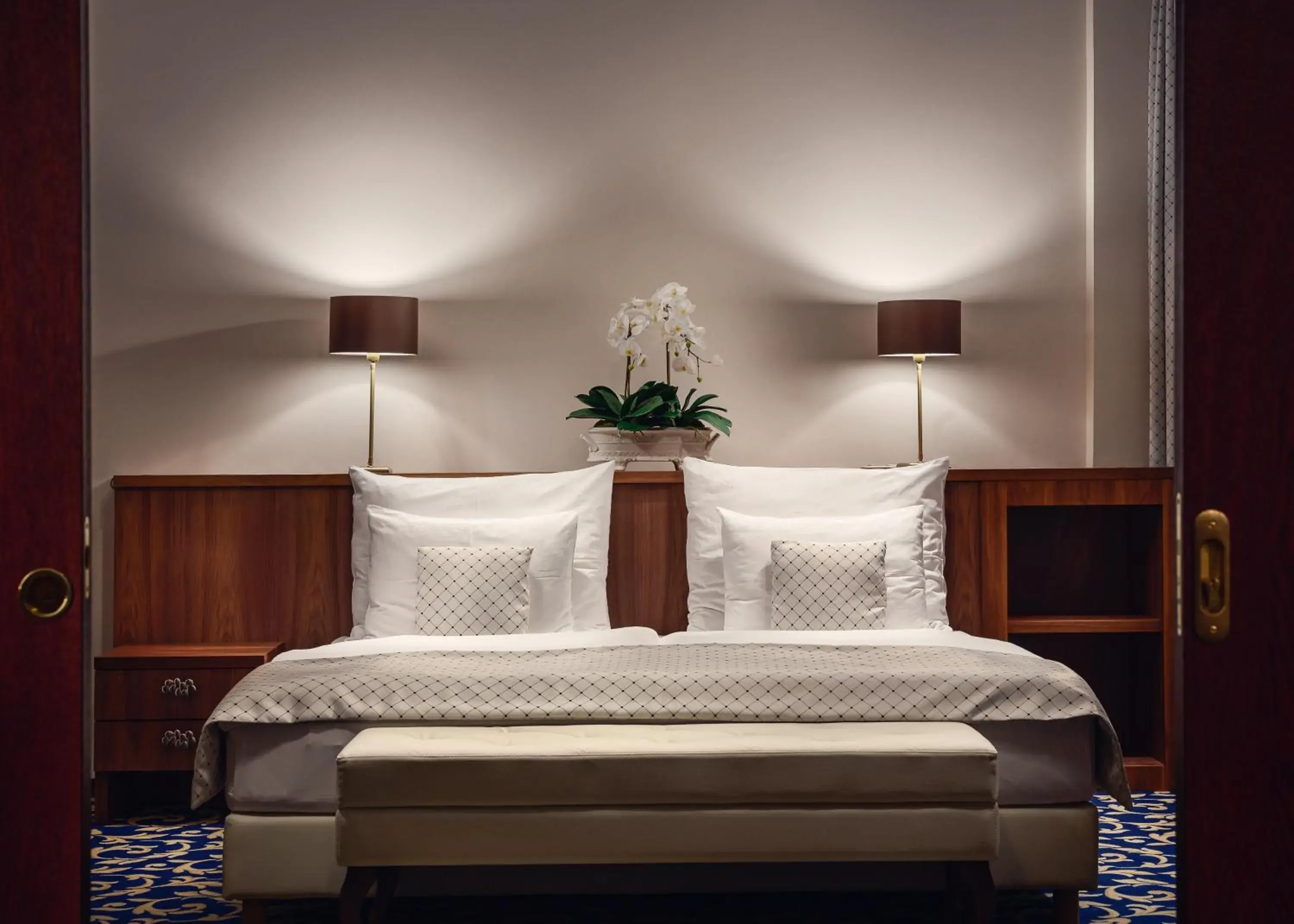 Deluxe Suite with Spa Bath in Grandhotel Nabokov Deluxe Suite with Spa Bath in Grandhotel Nabokov