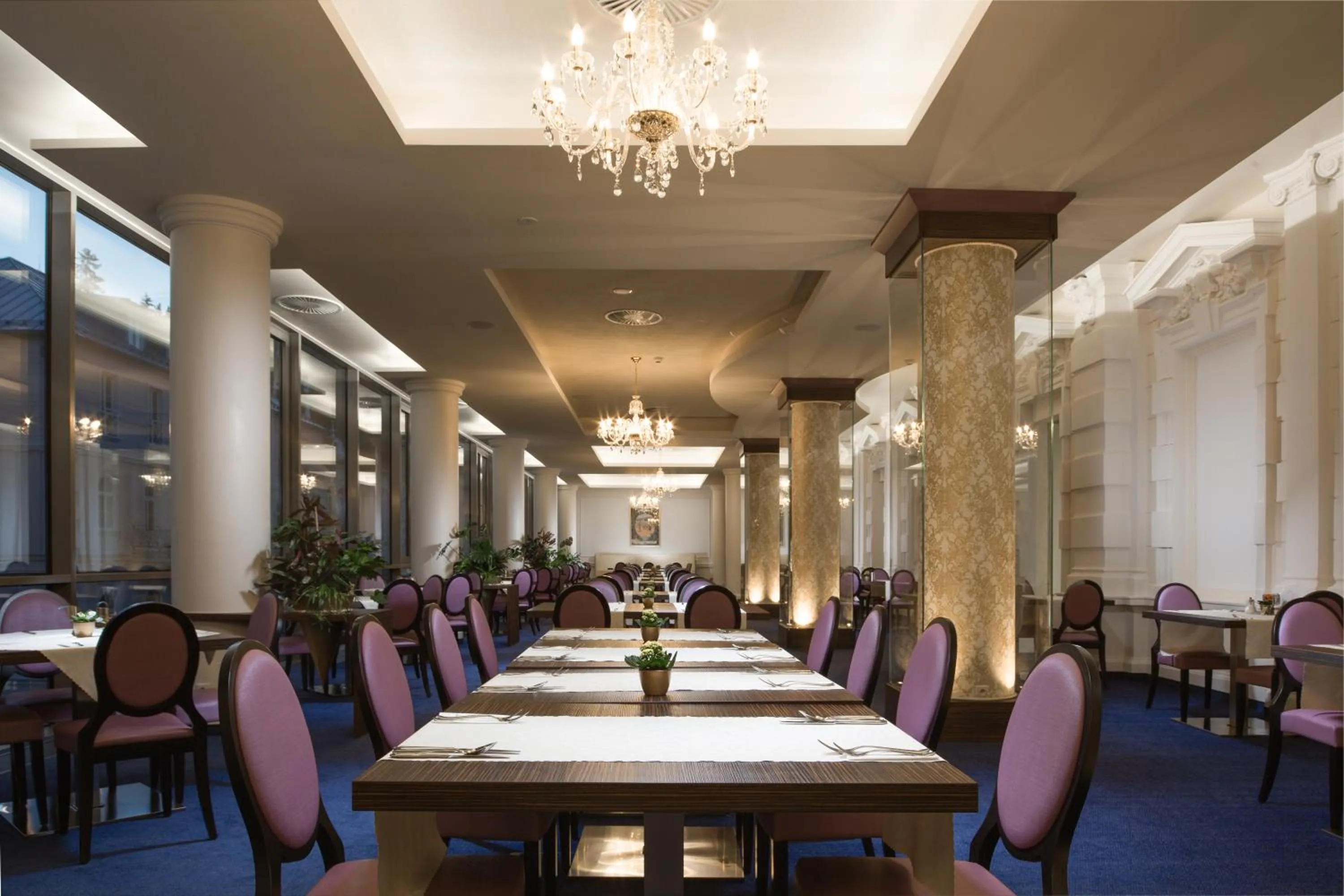 Restaurant/places to eat in Grandhotel Nabokov