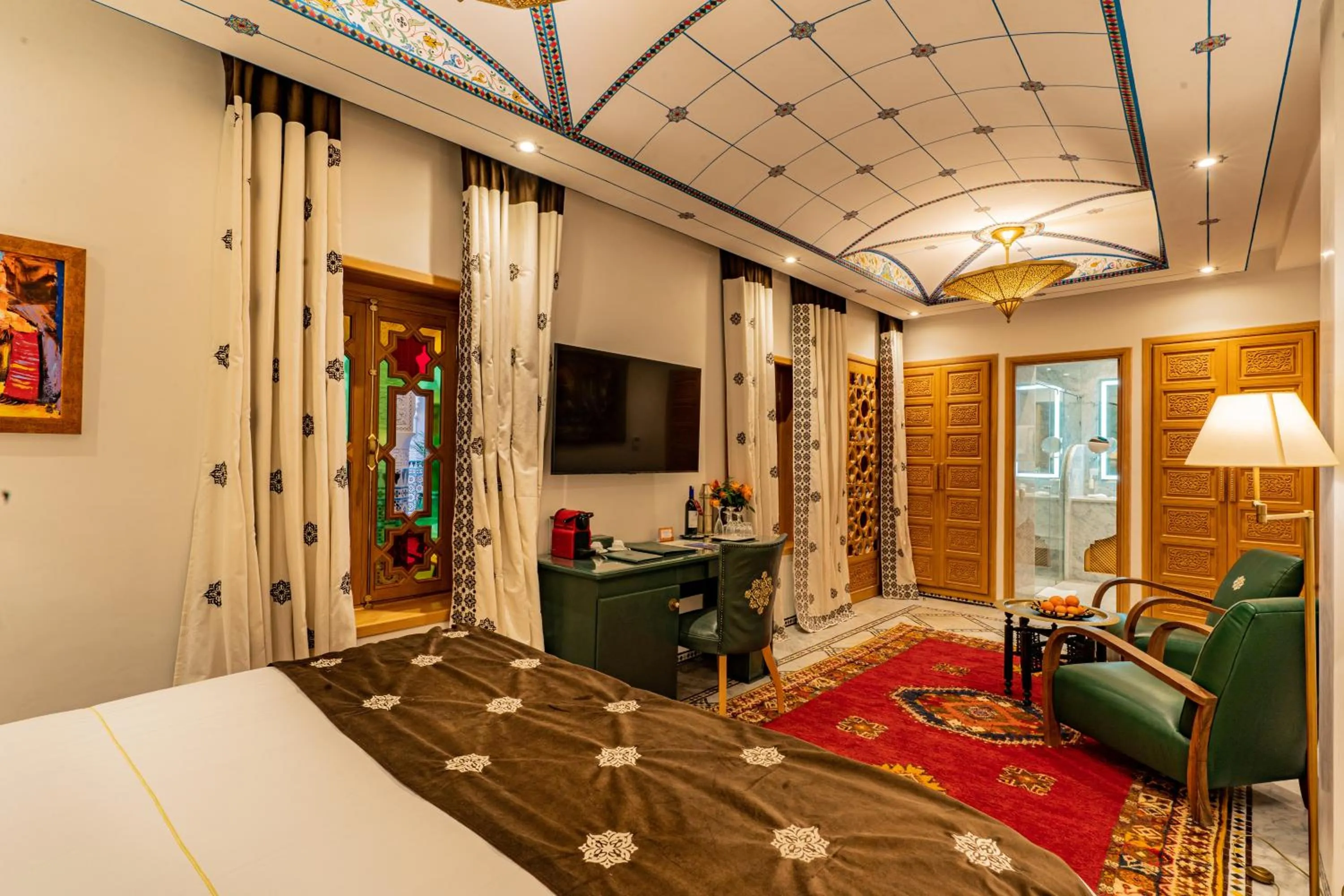 Communal lounge/ TV room, Bed in La Maison Arabe Hotel, Spa & Cooking Workshops