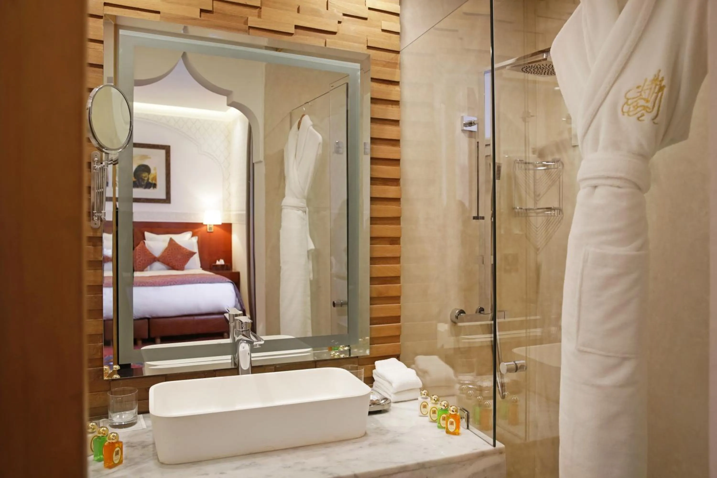 Bathroom, Bed in La Maison Arabe Hotel, Spa & Cooking Workshops