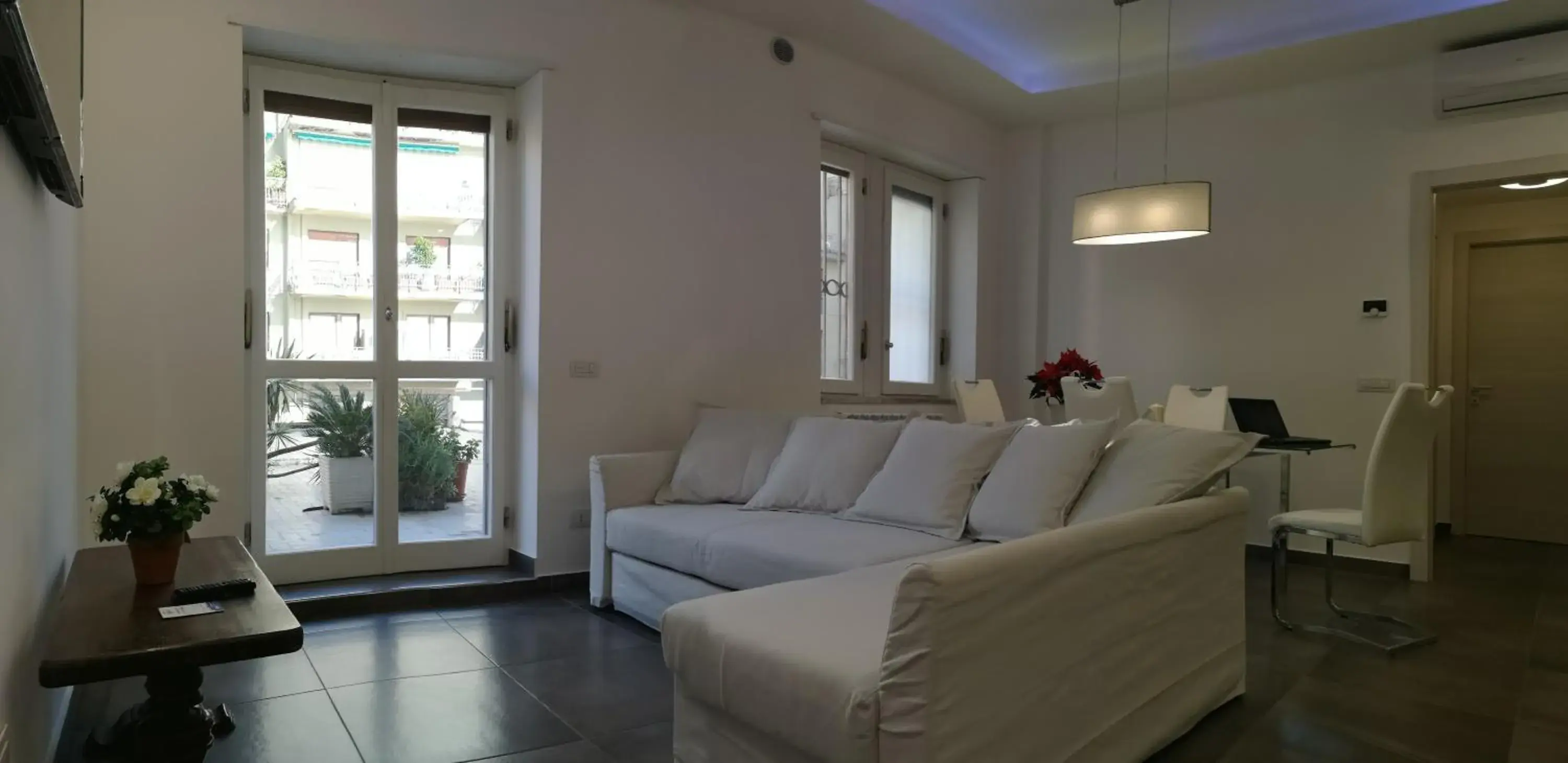 Chérie B&B - Salerno Chérie B&B - Salerno