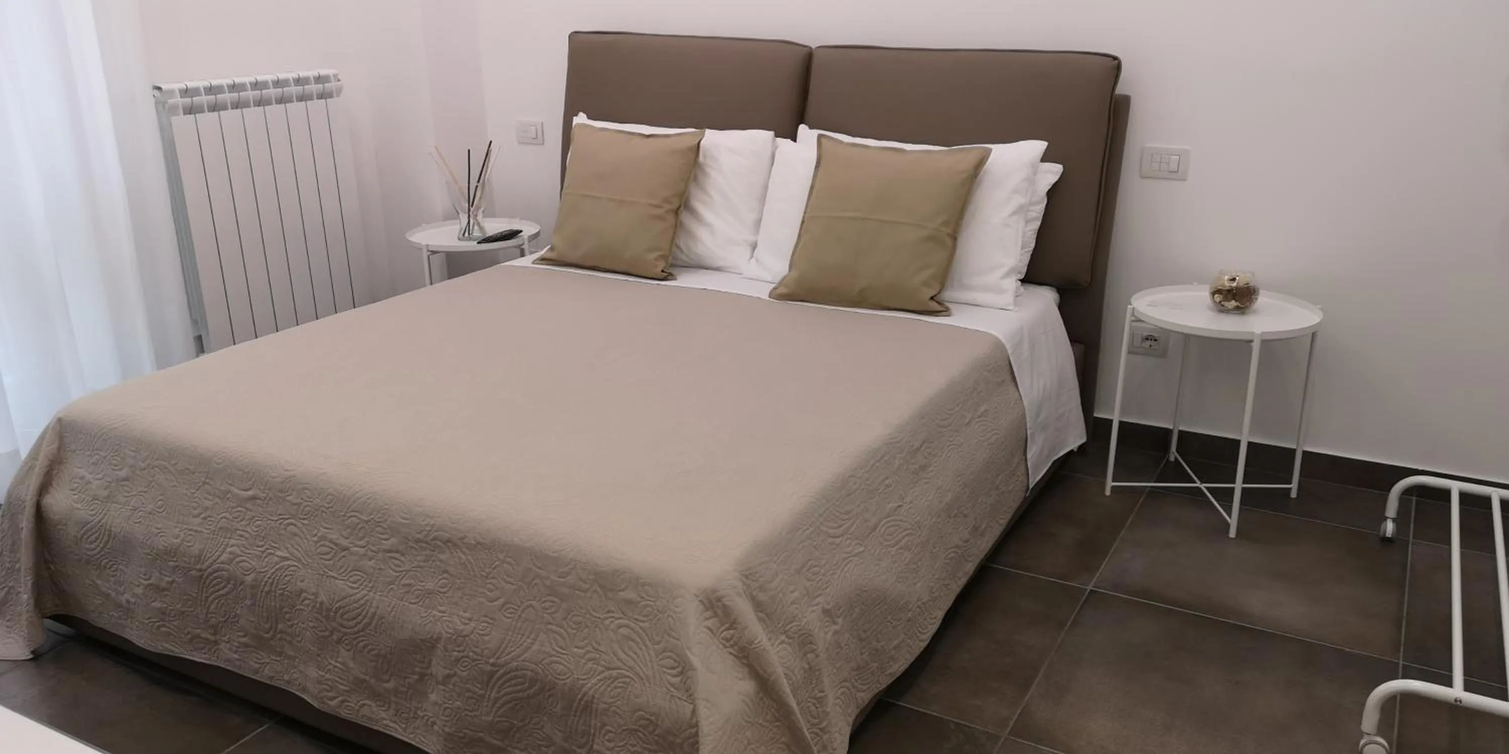 Bedroom, Bed in Chérie B&B - Salerno