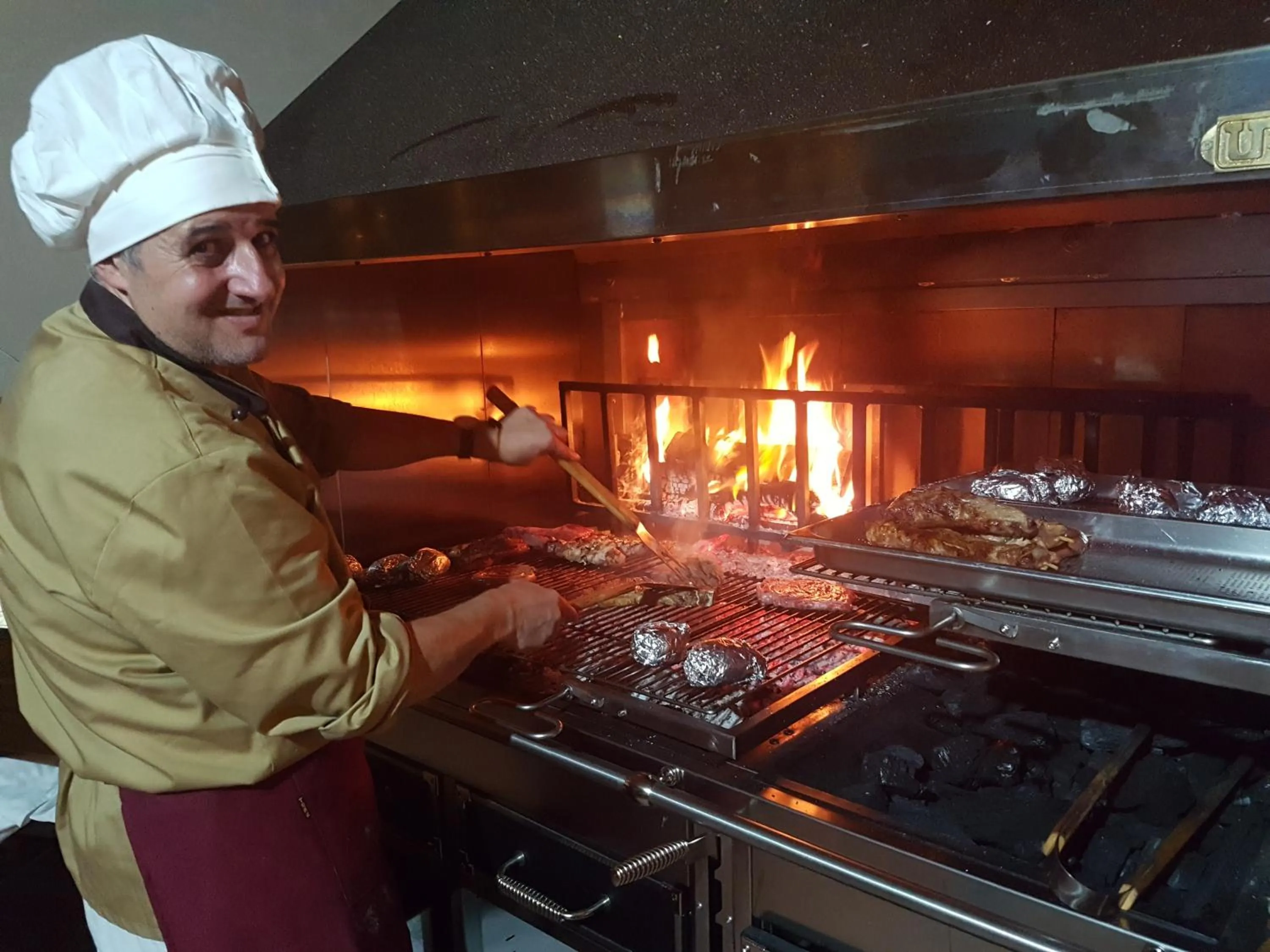 Restaurant/places to eat in Il Villaggio Di Giuele