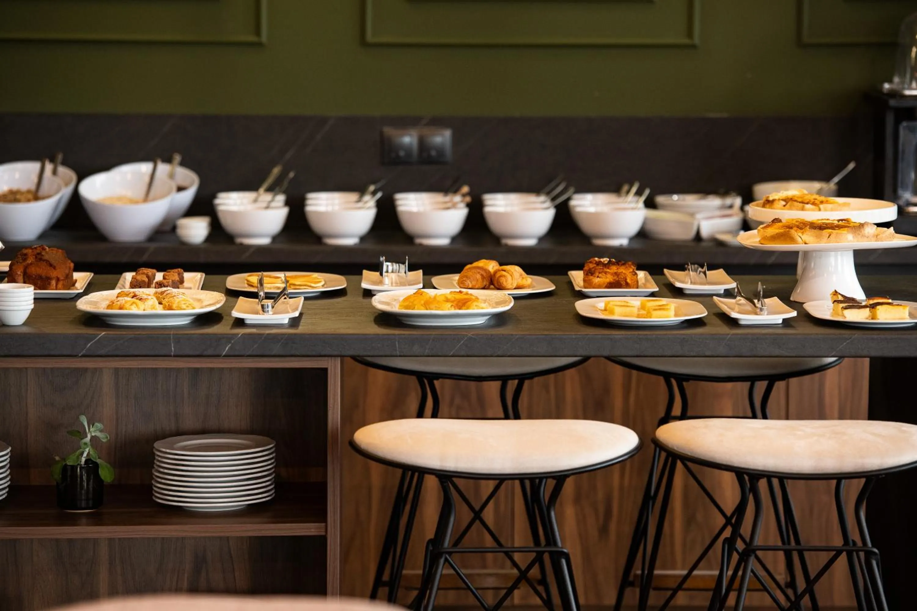 Breakfast in Hotel Naiades