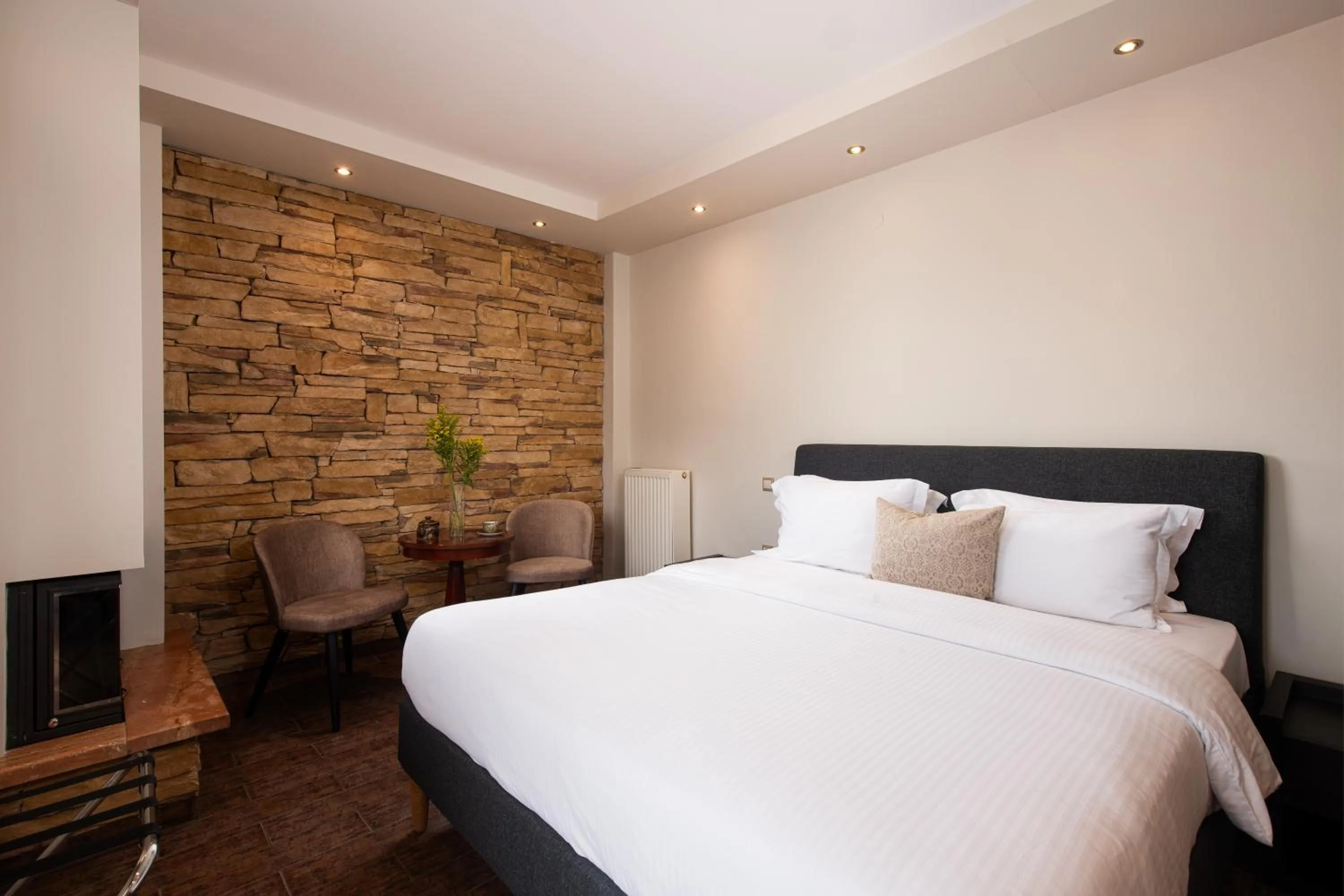 Bedroom, Bed in Hotel Naiades