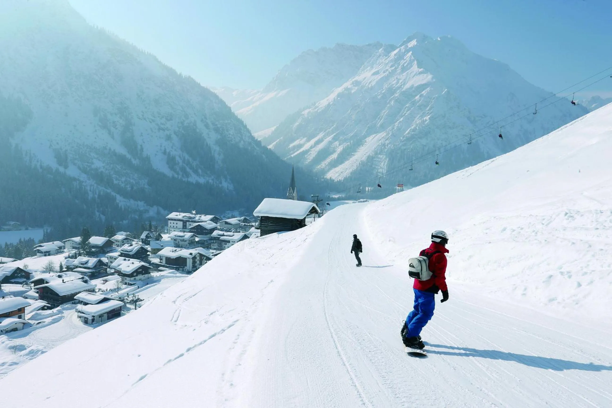 Skiing in Hotel Almhof Rupp