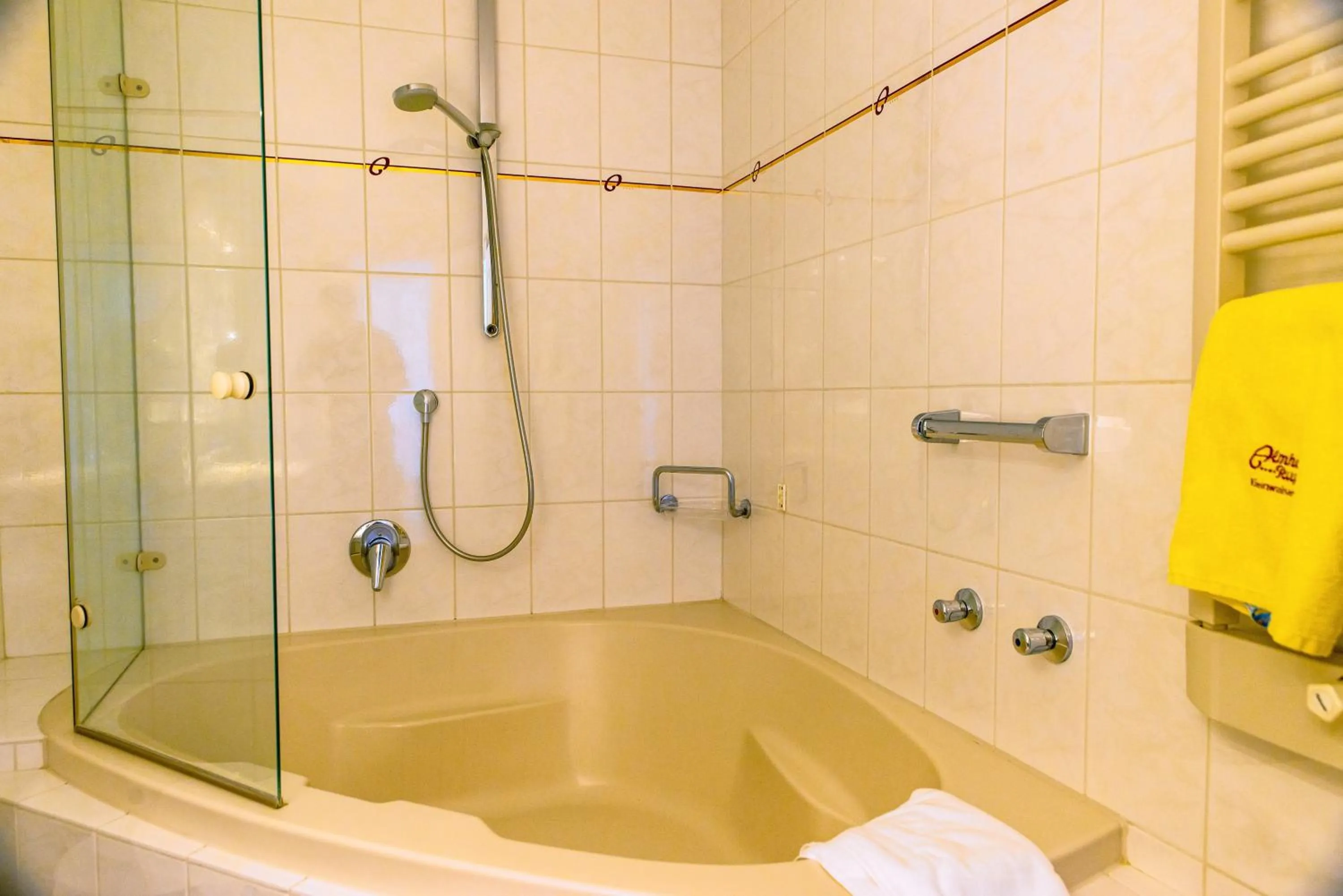 Bathroom in Hotel Almhof Rupp