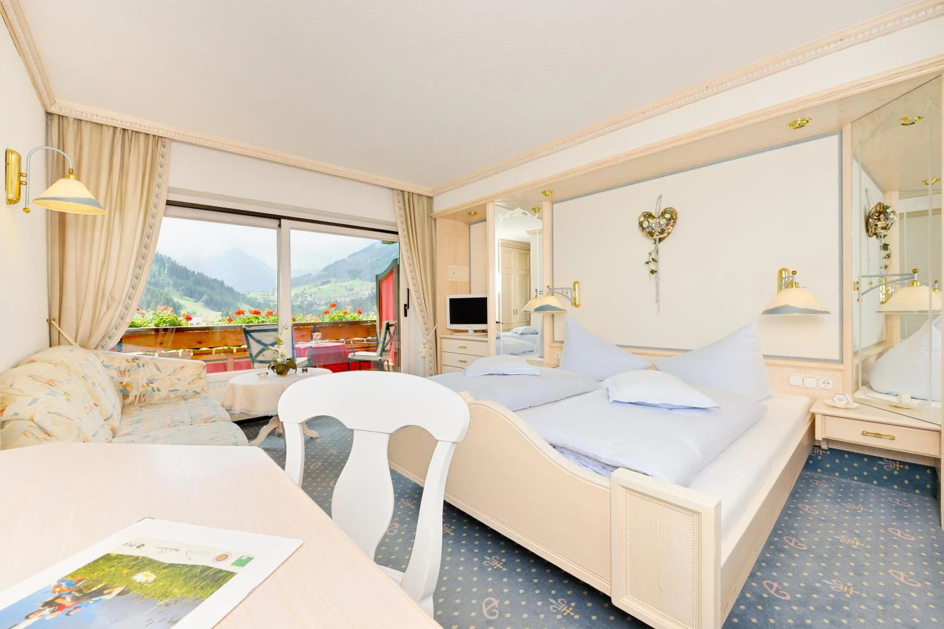 Photo of the whole room, Bed in Hotel Almhof Rupp