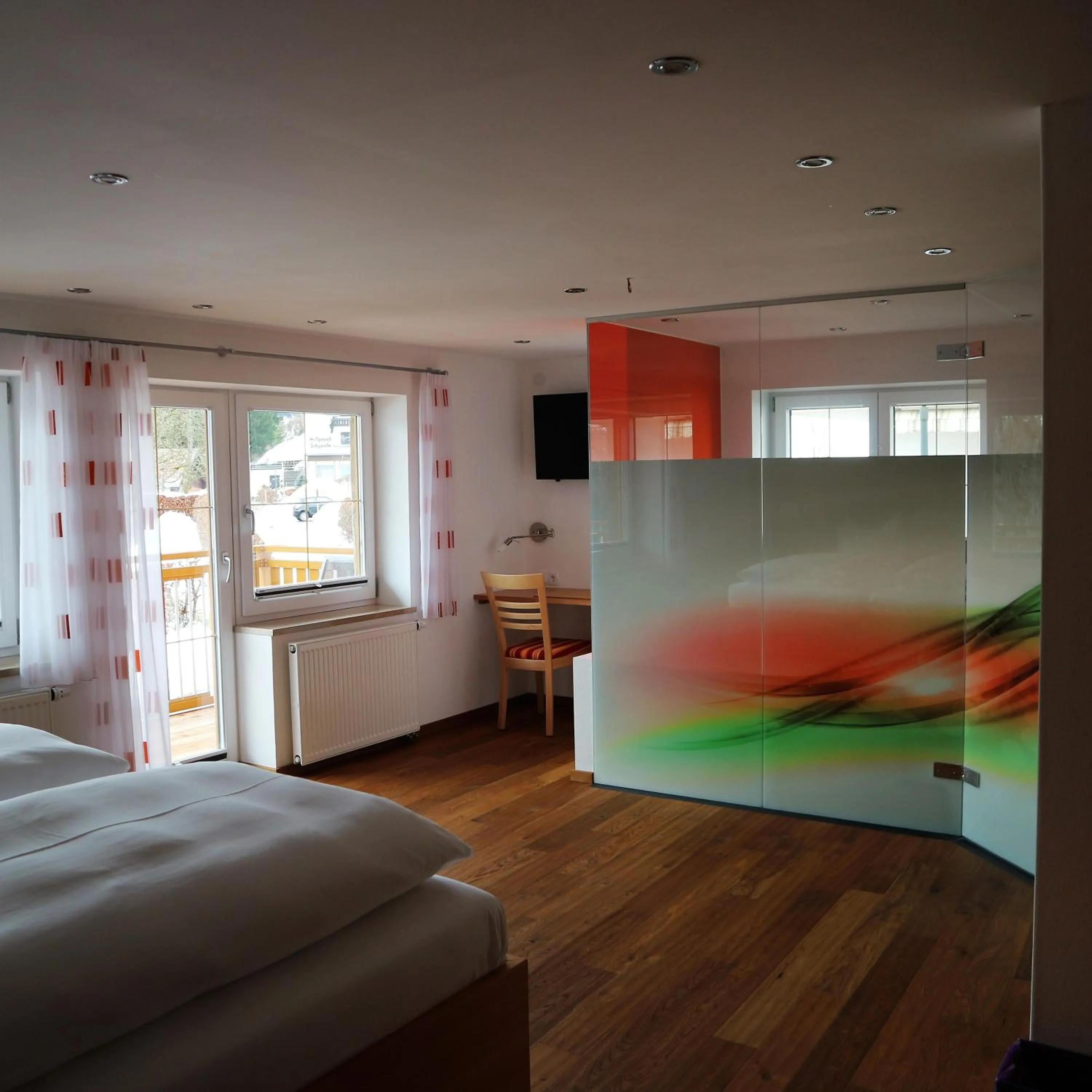 Photo of the whole room, Bed in Hotel Bellevue