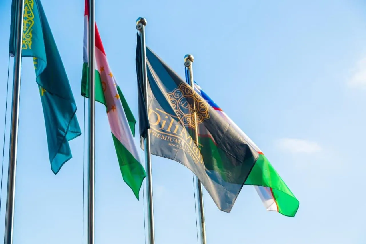 Day in DiliMah Premium Luxury