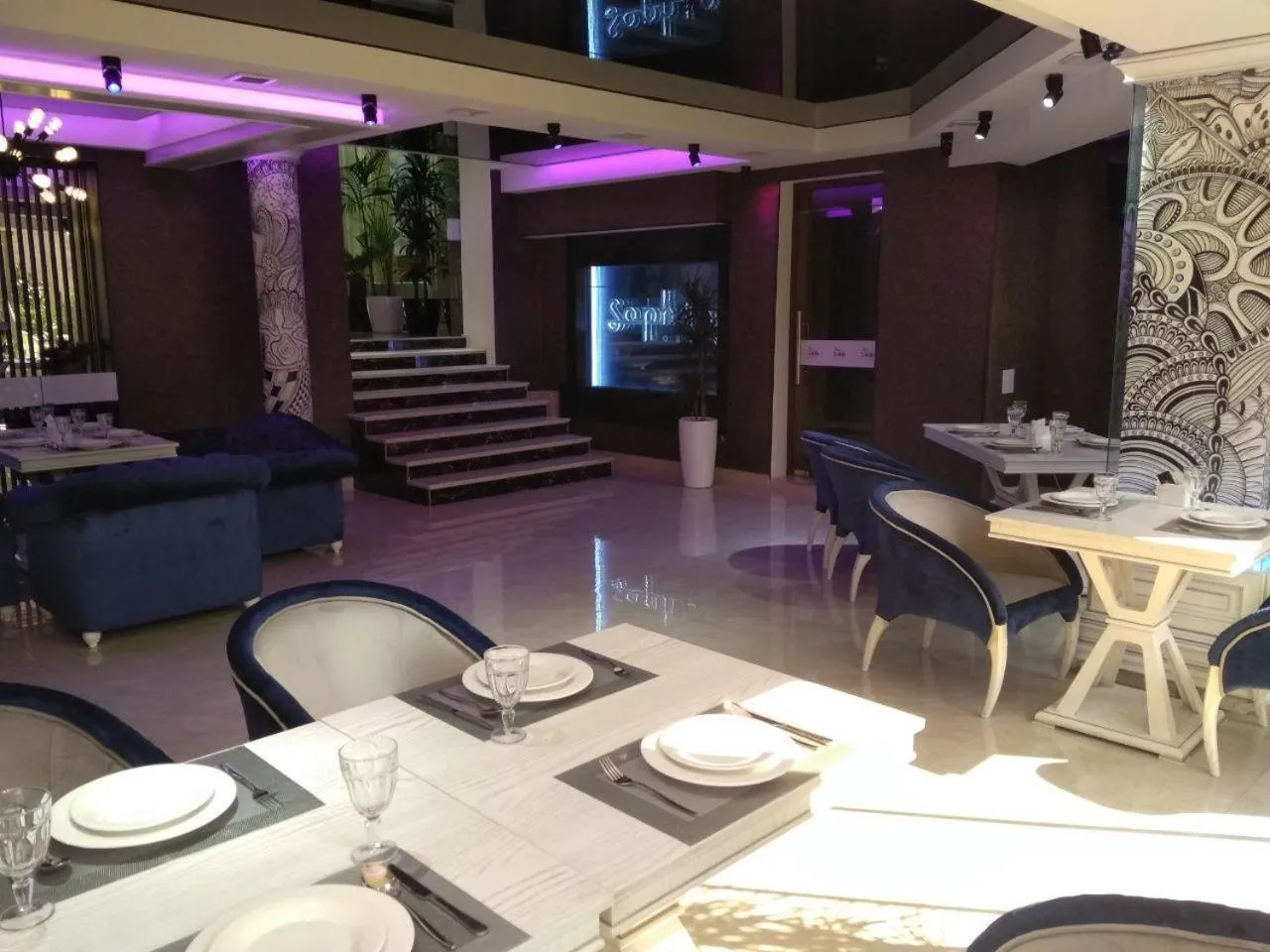 Lounge or bar in DiliMah Premium Luxury