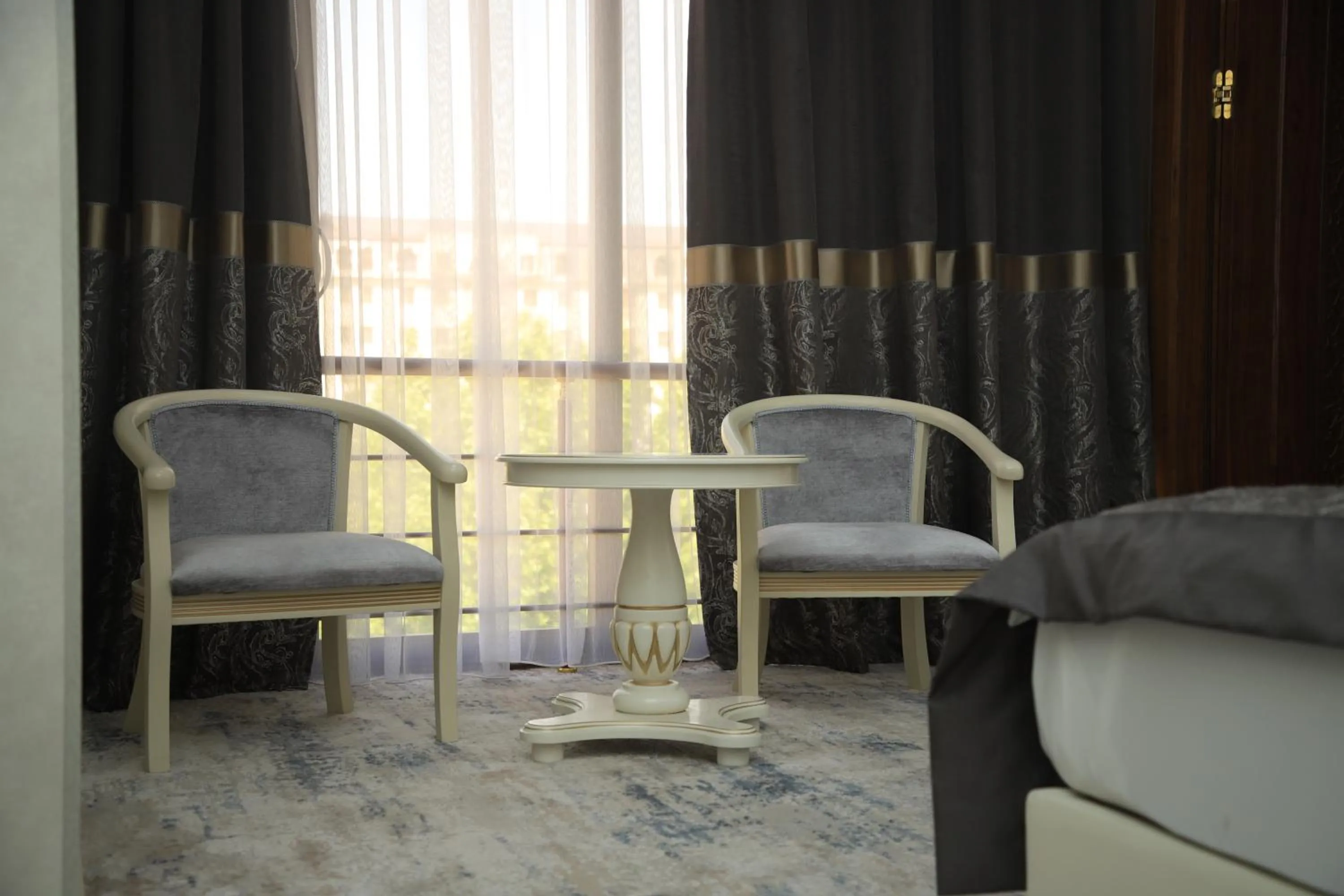 Seating area in DiliMah Premium Luxury