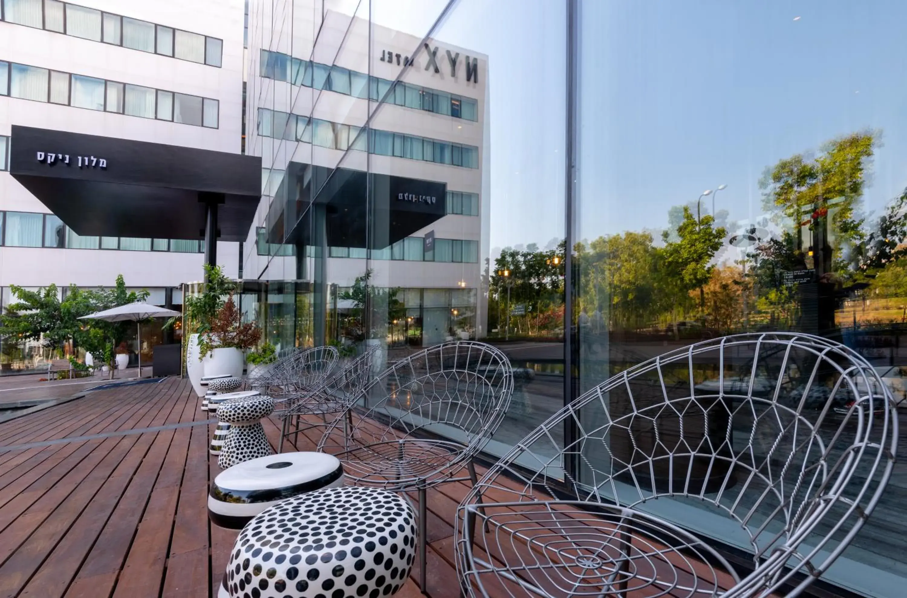 Facade/entrance in NYX Herzliya Facade/entrance in NYX Herzliya