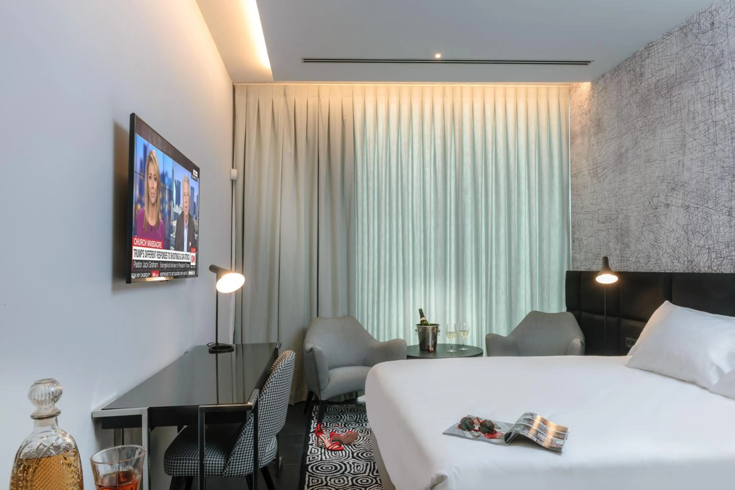 Bedroom, Bed in NYX Herzliya