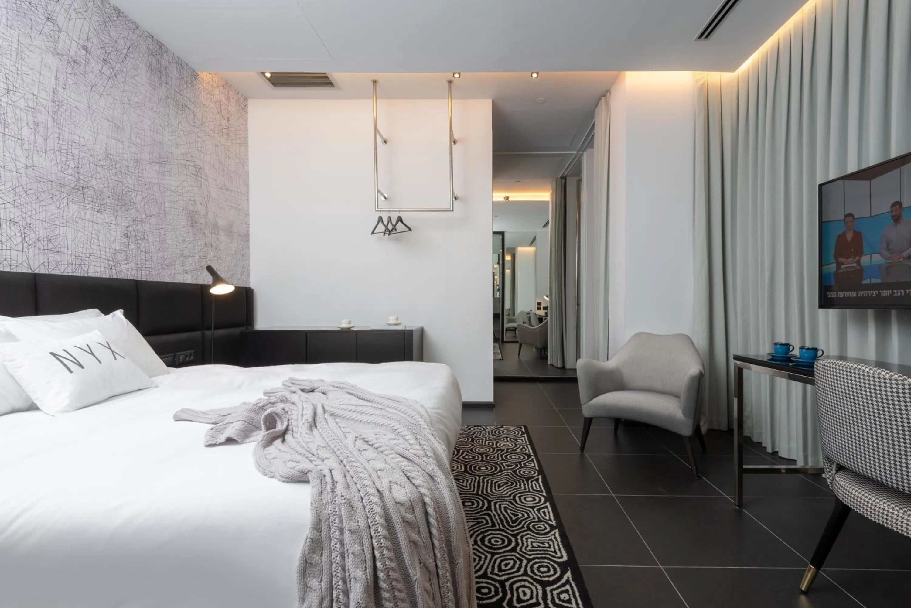 Bedroom, Bed in NYX Herzliya