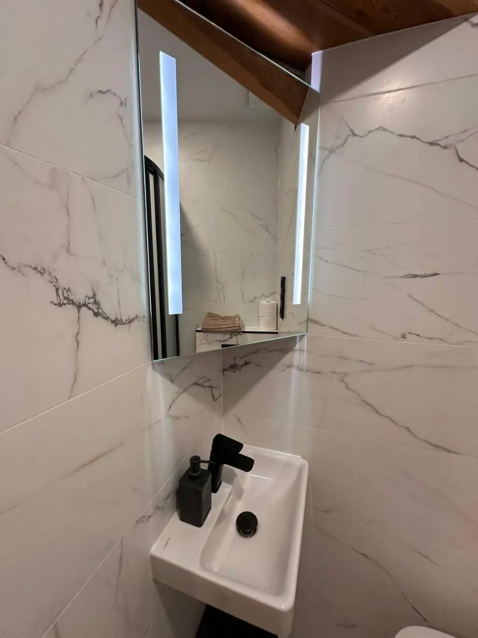 Bathroom in House of Sun