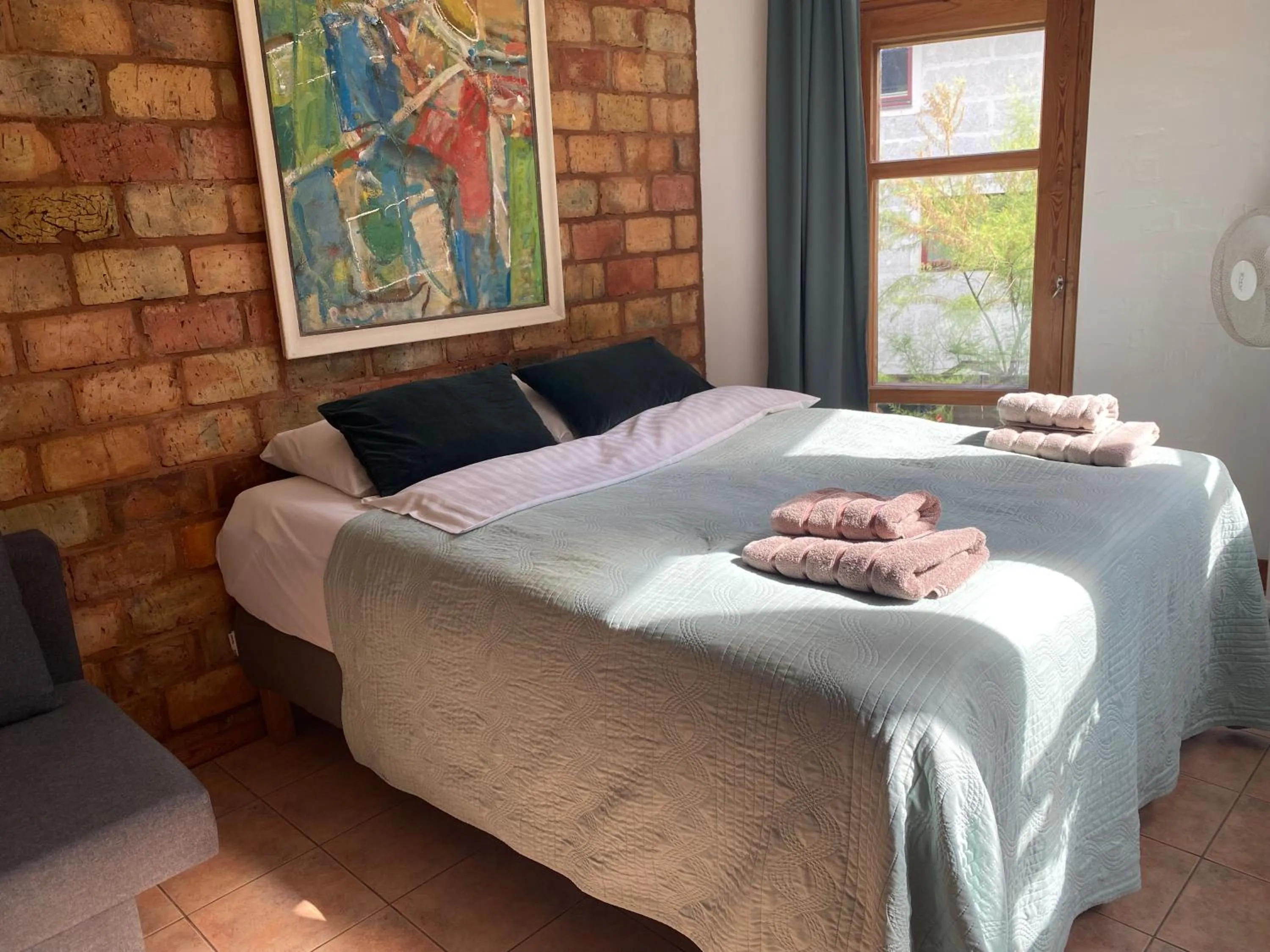 Bedroom, Bed in House of Sun