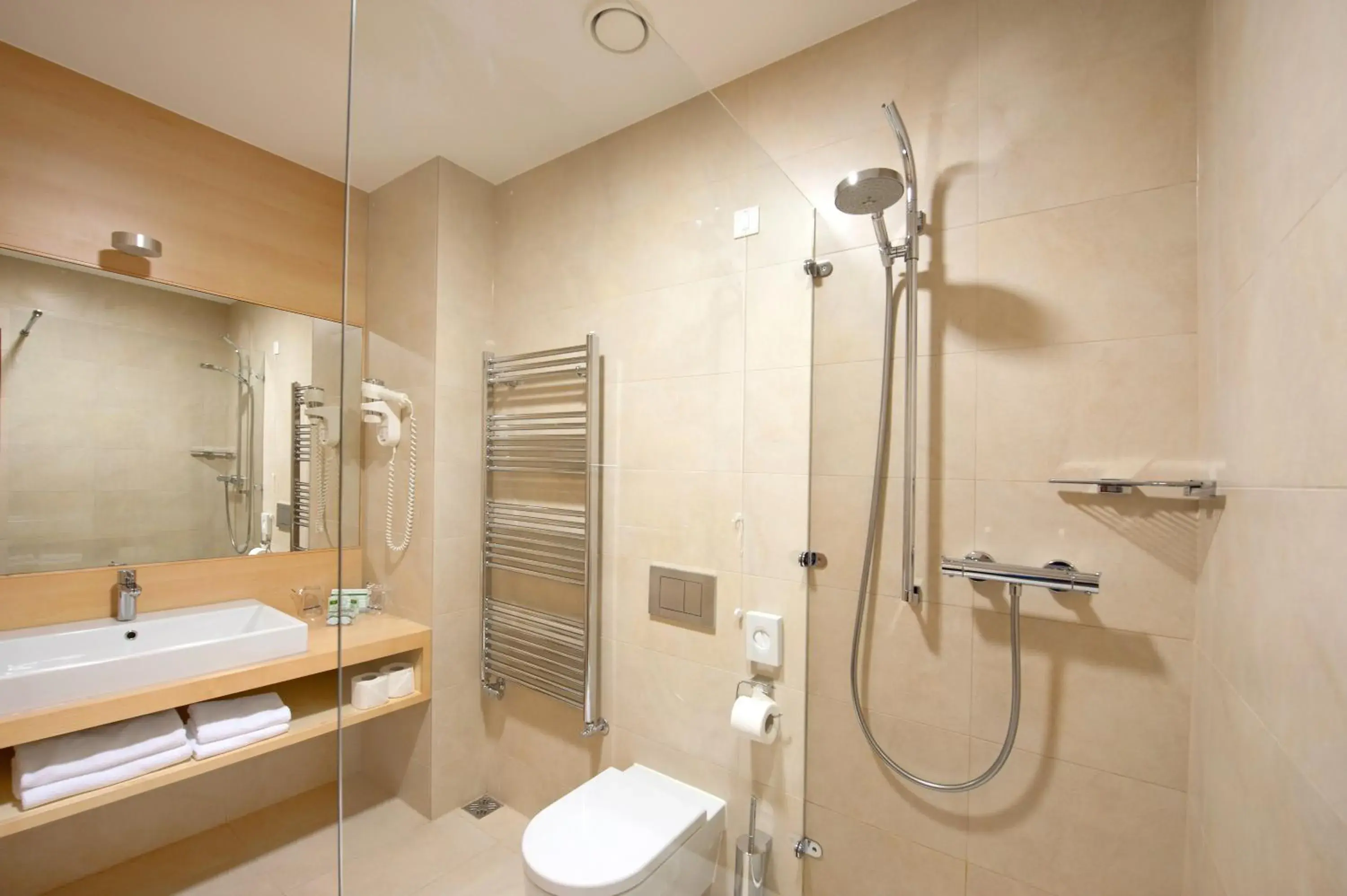 Double Room with Balcony and Mountain View in Špik Alpine Resort Double Room with Balcony and Mountain View in Špik Alpine Resort