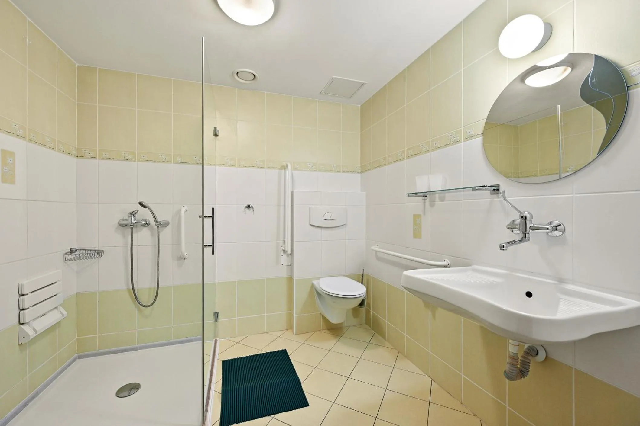 Bathroom in David Wellness Hotel