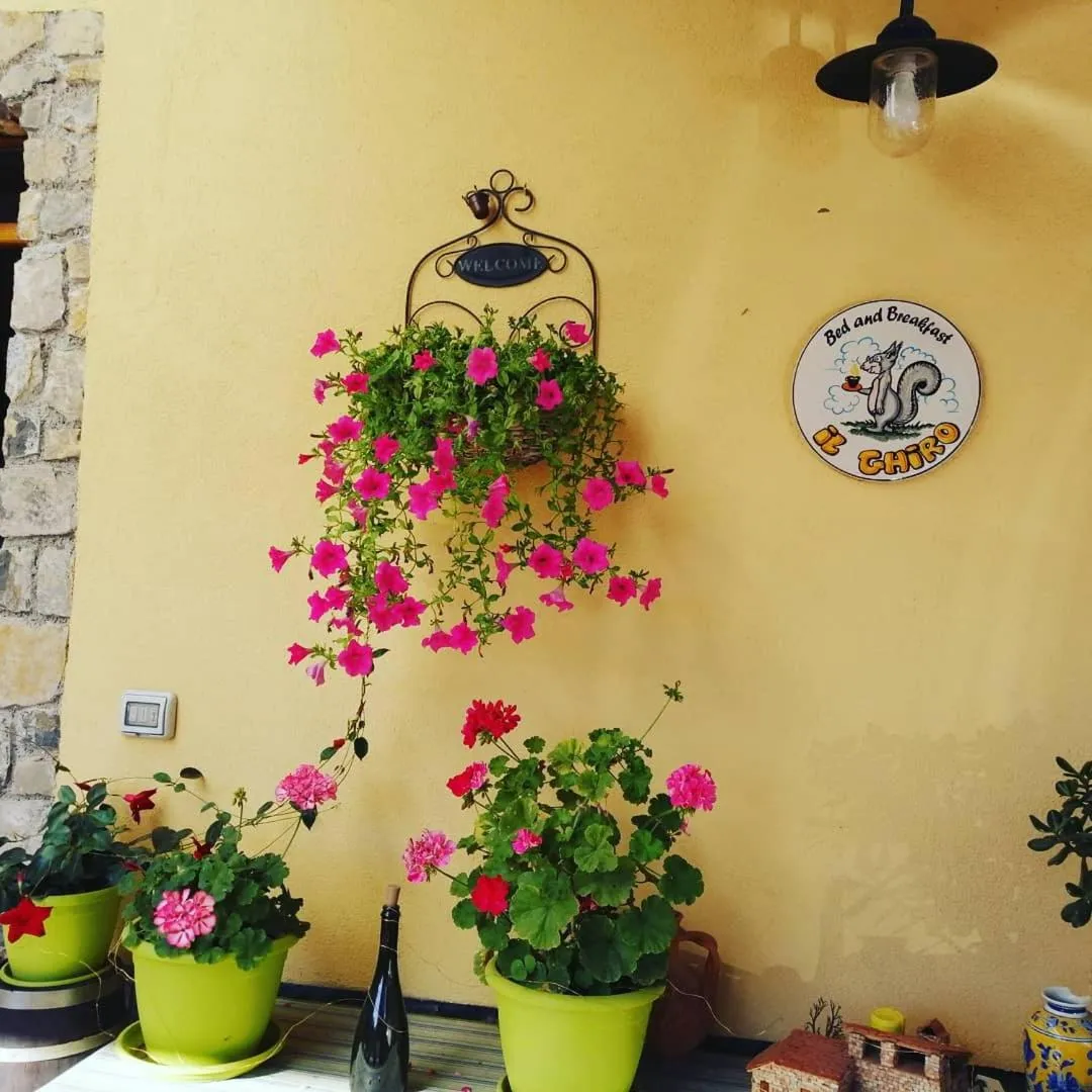 Facade/entrance in B&B Il Ghiro-Country House