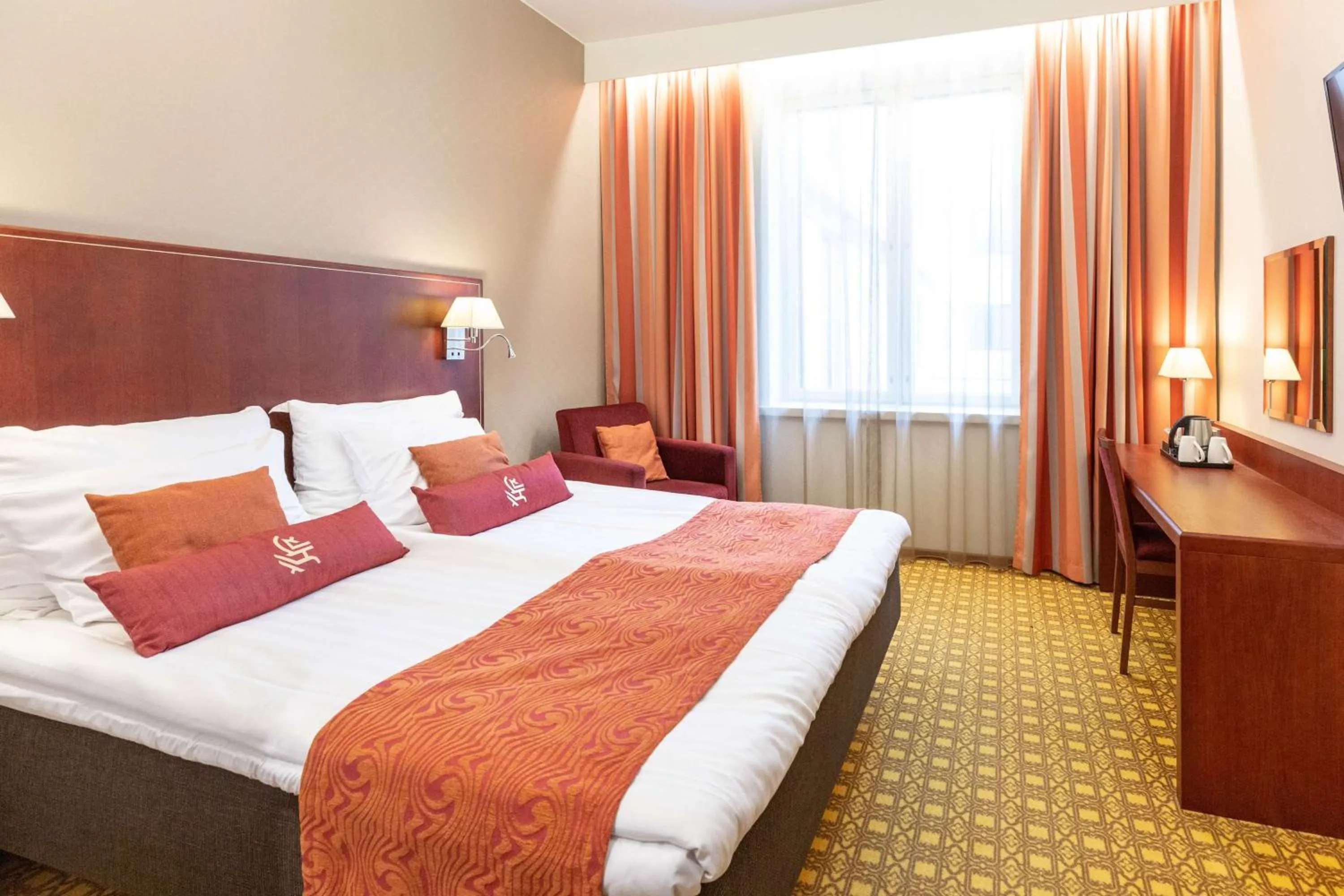 Bedroom, Bed in Scandic Atlas