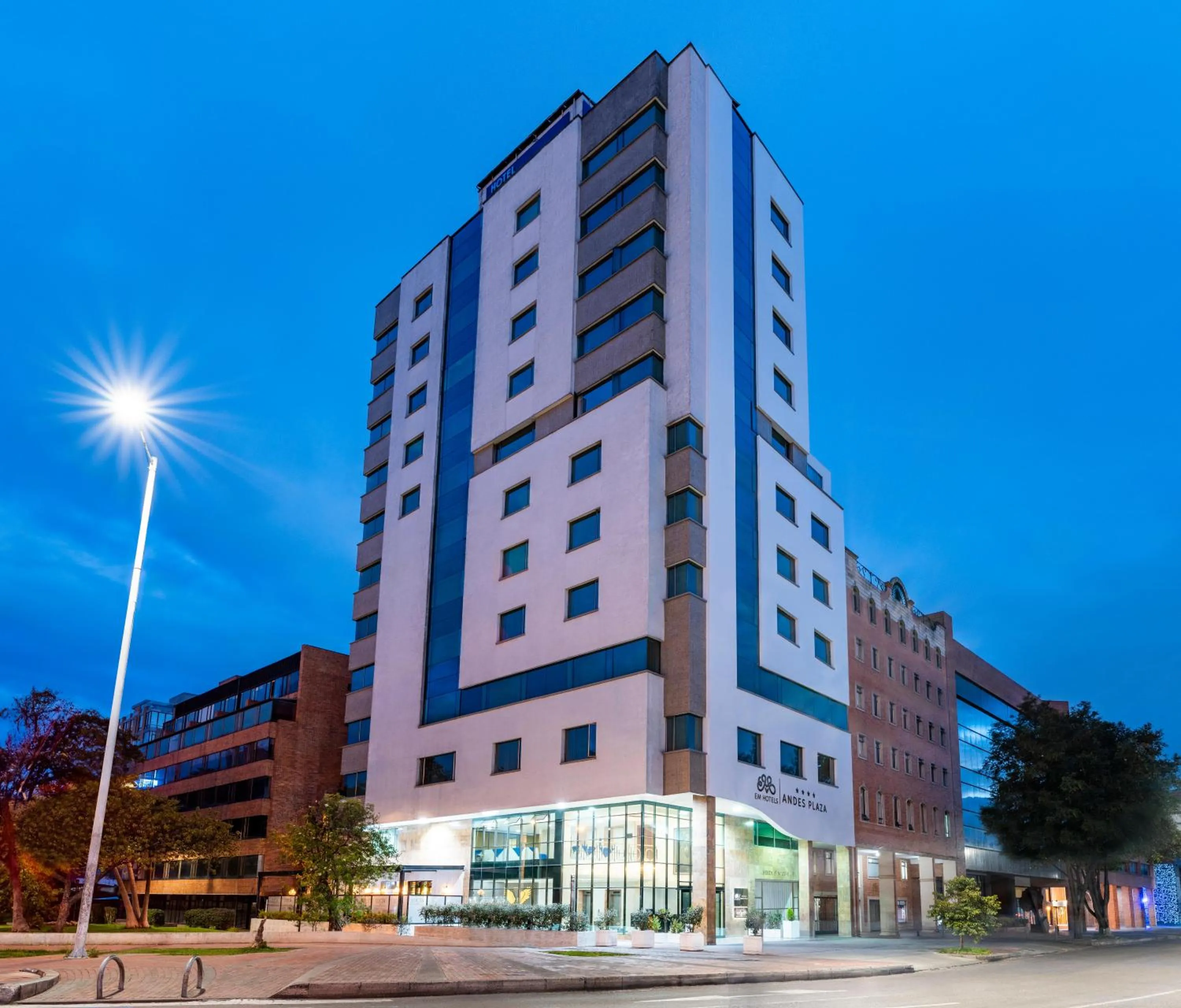Property building in Hotel Andes Plaza
