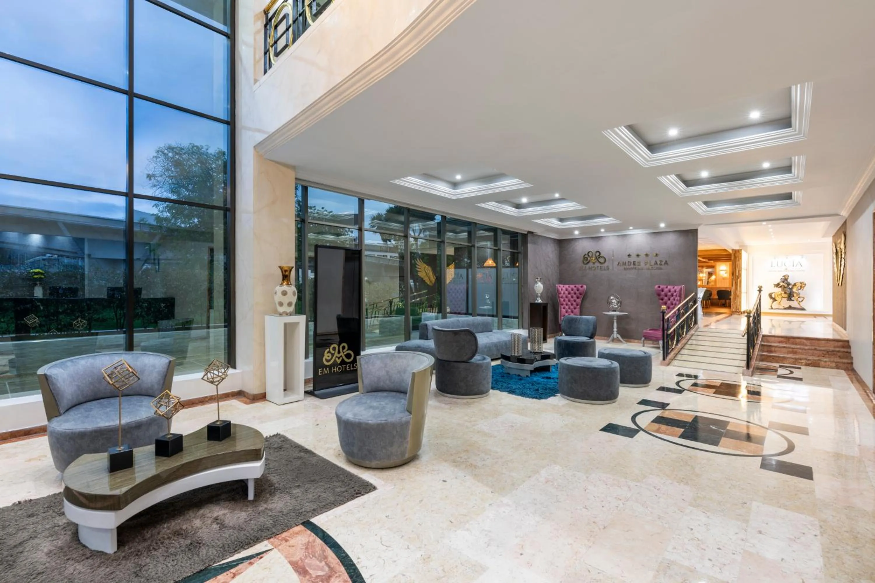 Living room in Hotel Andes Plaza