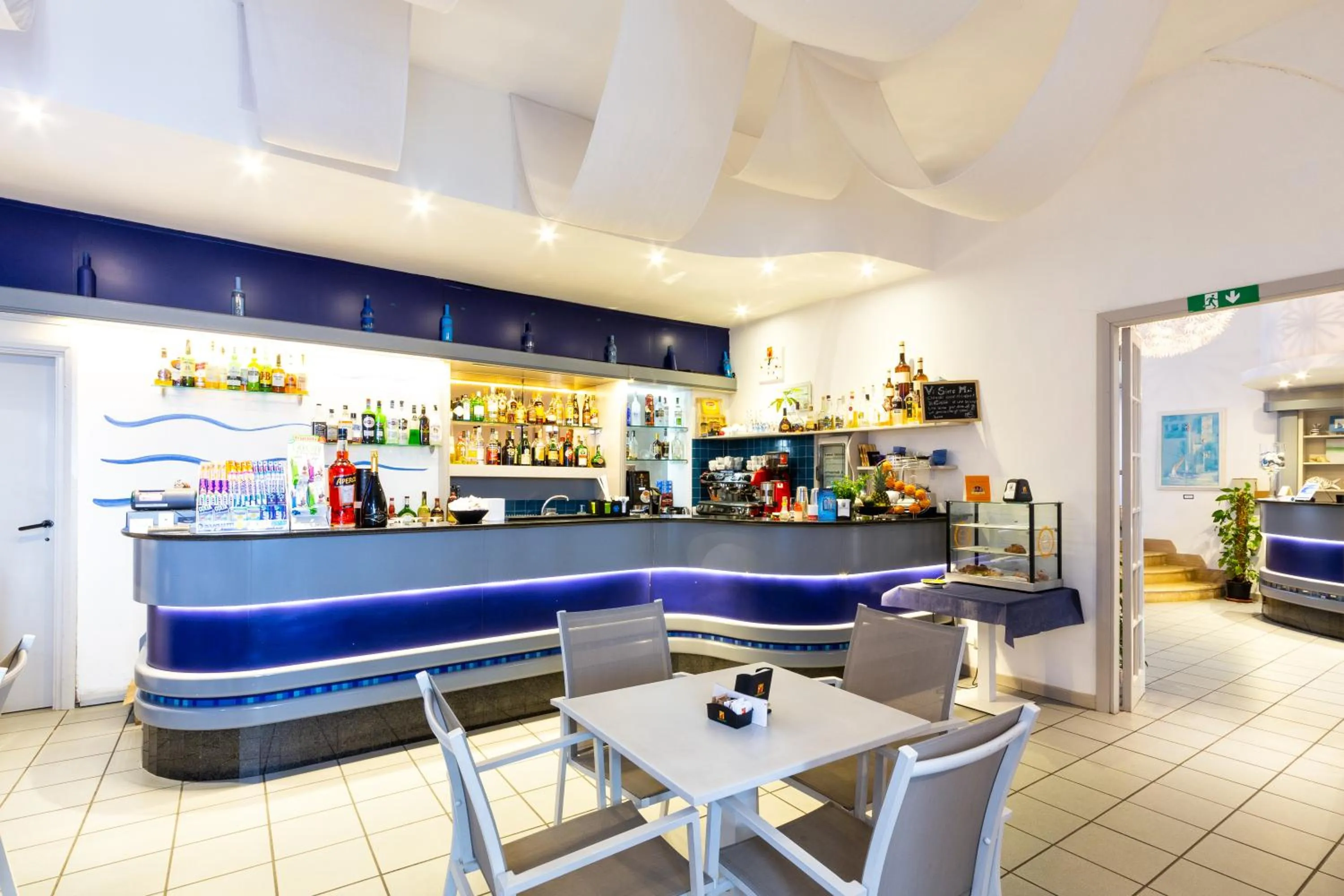 Lounge or bar in Hotel Meli