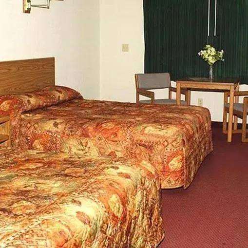 Photo of the whole room in Countryside Inn Motel Albert Lea