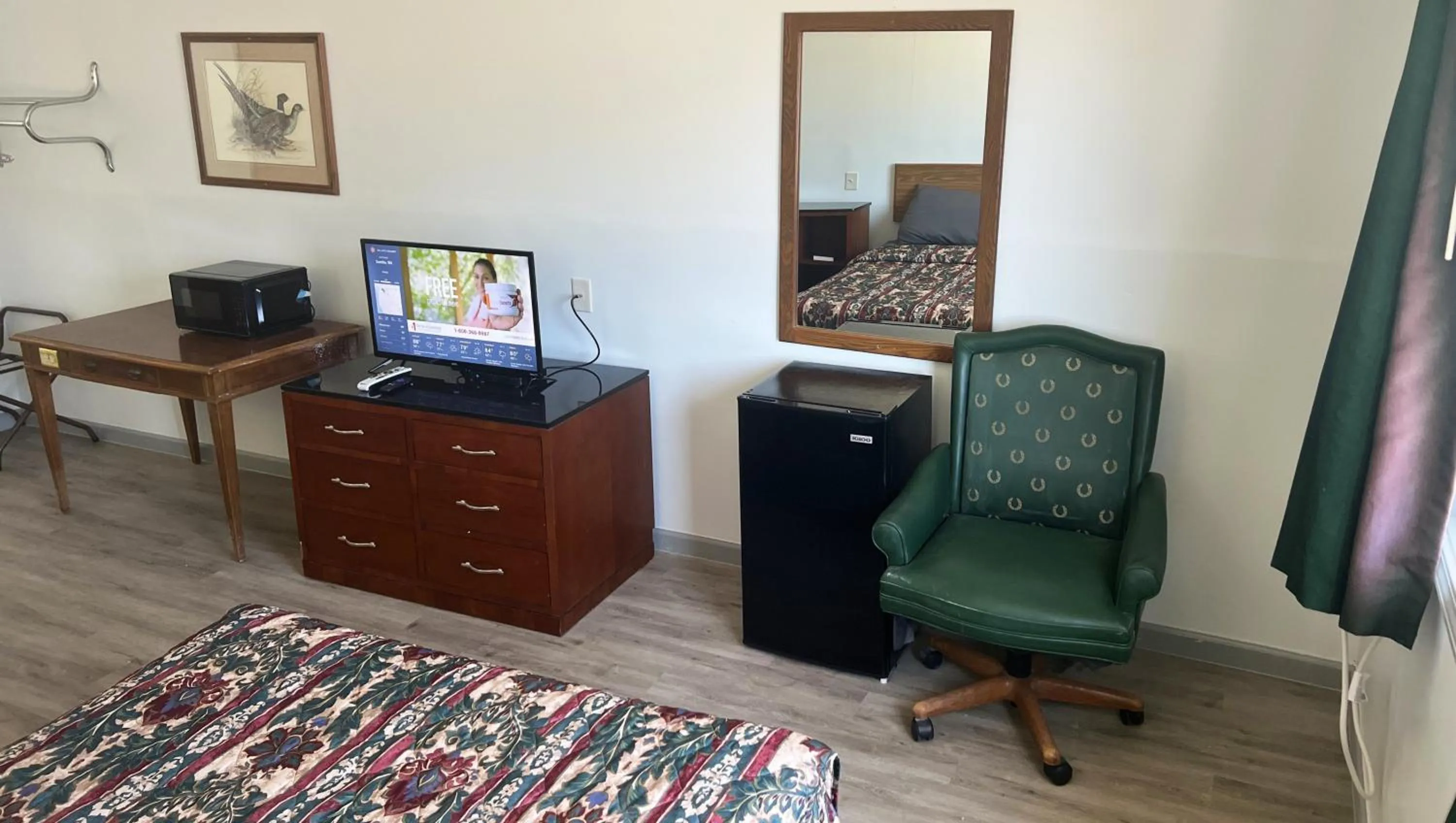 Bedroom in Countryside Inn Motel Albert Lea