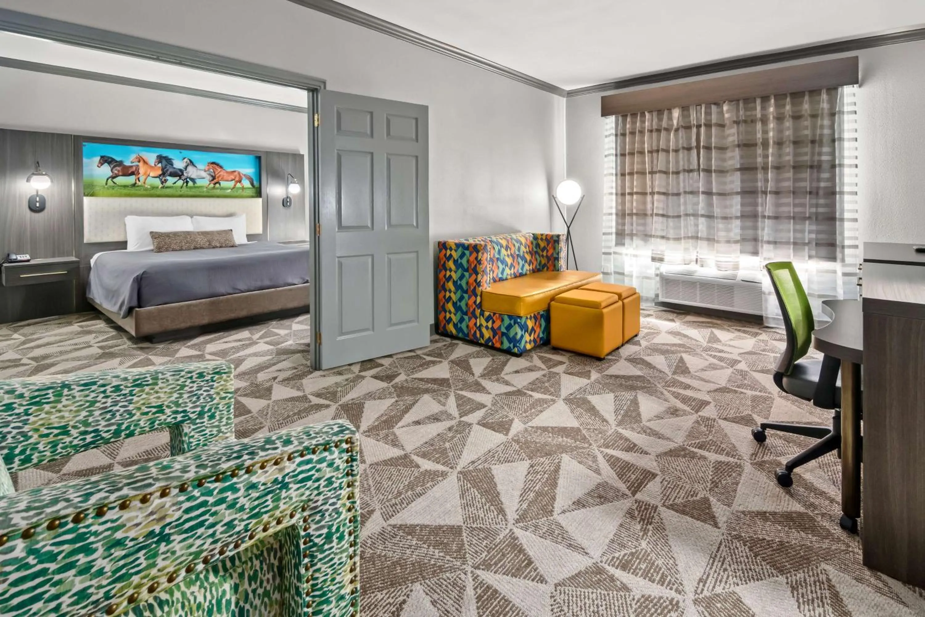 Bedroom, Bed in Big Country Hotel & Suites, SureStay Collection by BW