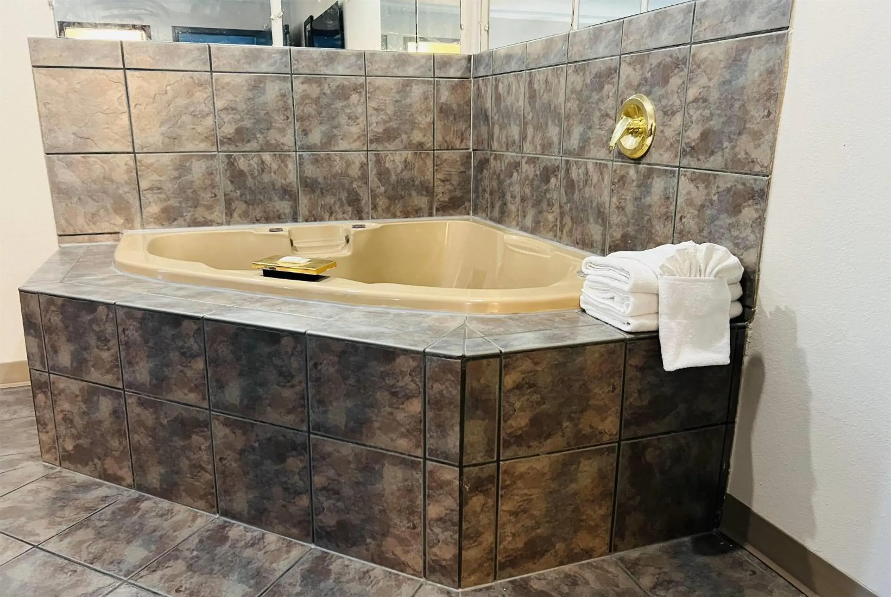 Photo of the whole room in Days Inn by Wyndham Jamestown Photo of the whole room in Days Inn by Wyndham Jamestown