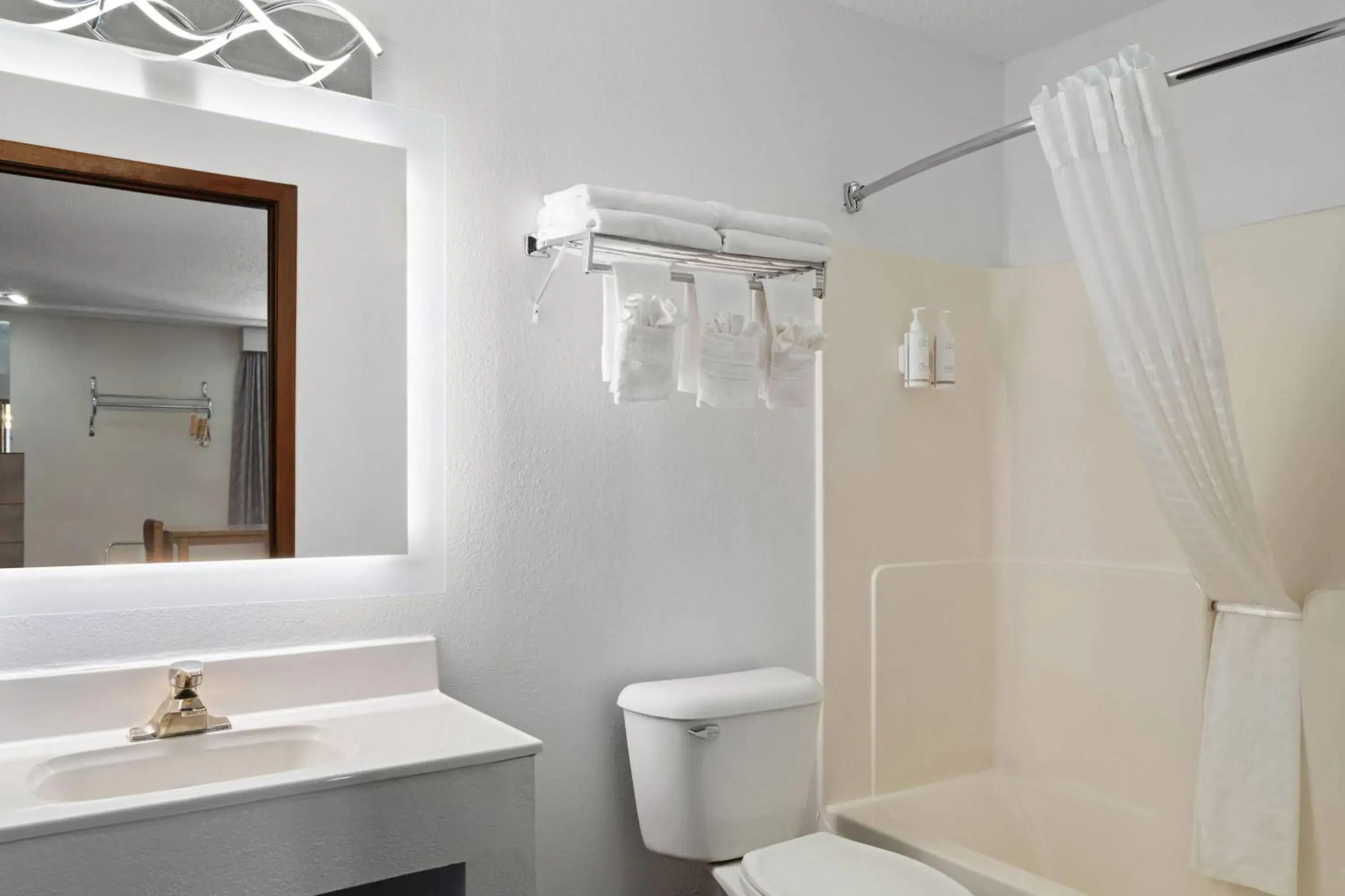 Bathroom in Days Inn by Wyndham Jamestown Bathroom in Days Inn by Wyndham Jamestown