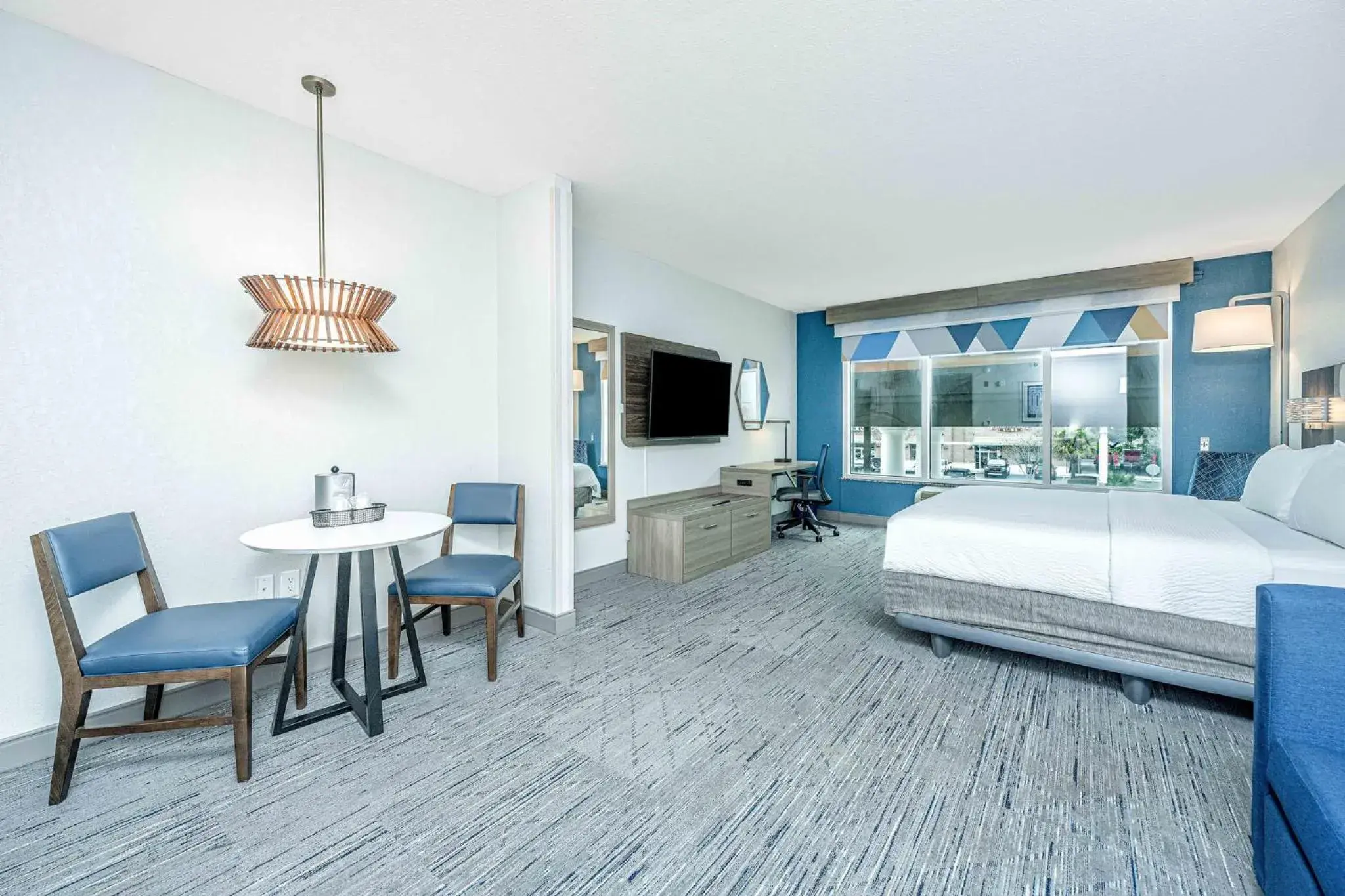 Photo of the whole room, Bed in Holiday Inn Express & Suites Charleston Arpt-Conv Ctr Area by IHG Photo of the whole room, Bed in Holiday Inn Express & Suites Charleston Arpt-Conv Ctr Area by IHG