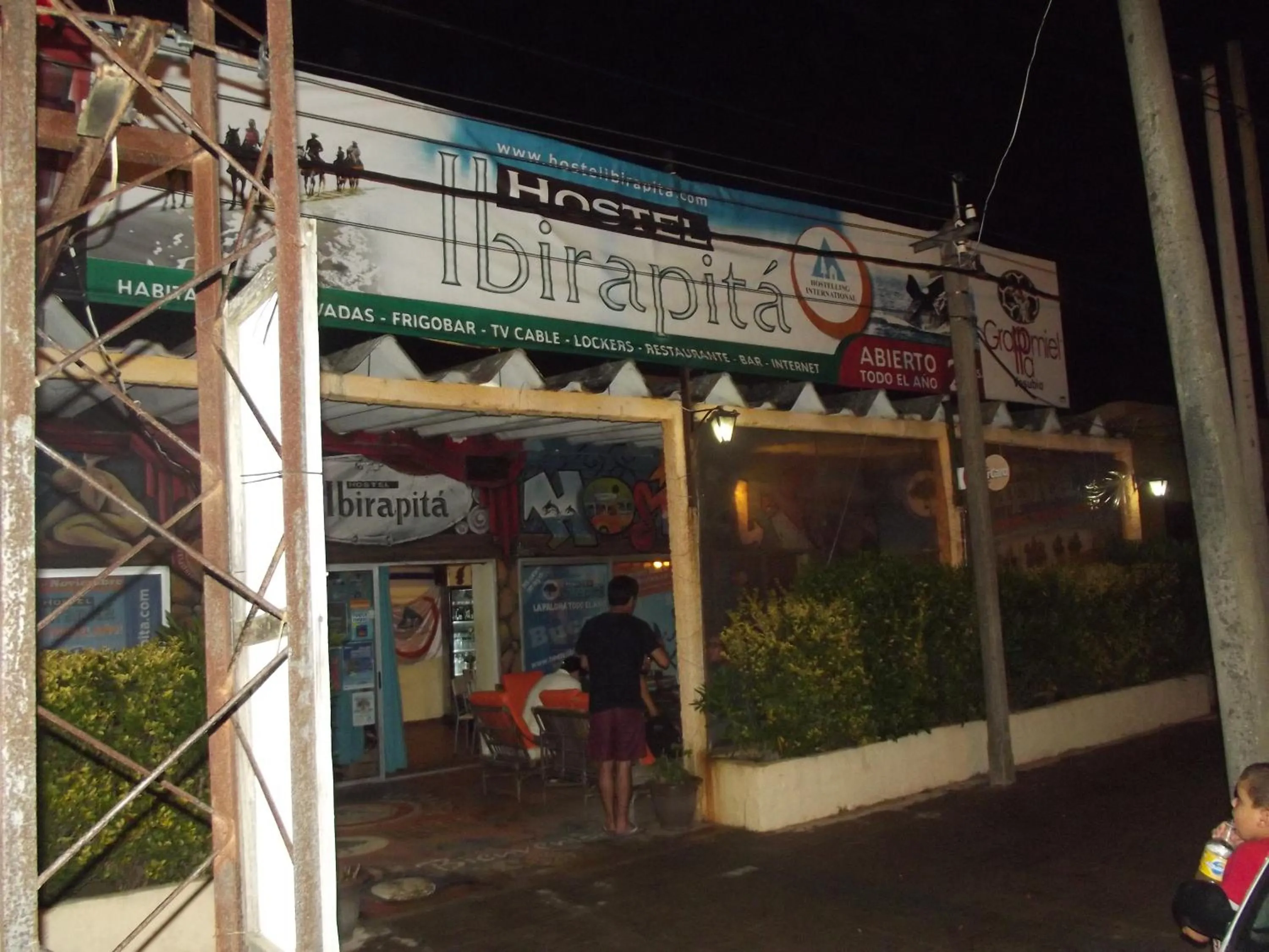 Facade/entrance in Hostel Ibirapita