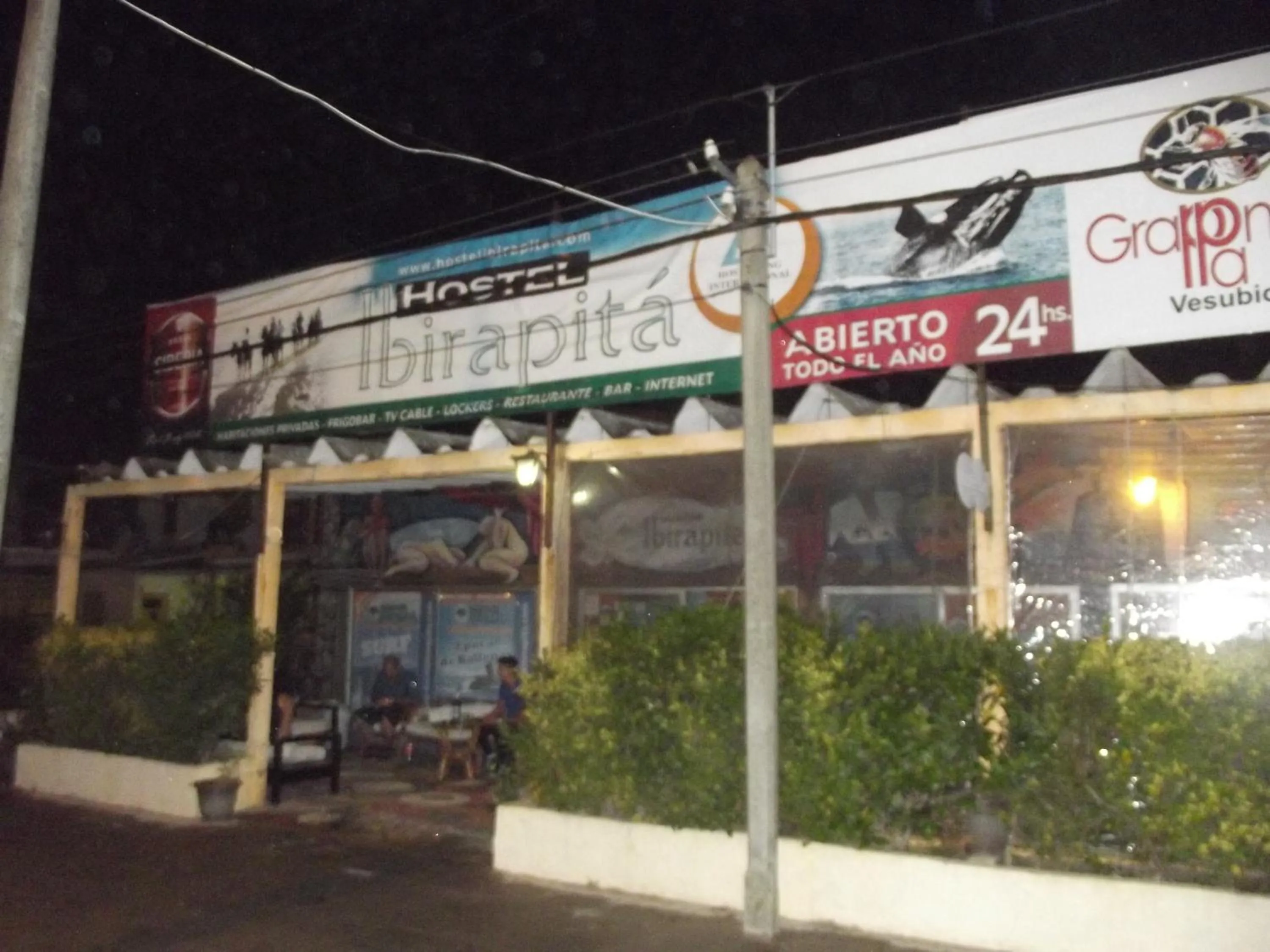 Facade/entrance in Hostel Ibirapita