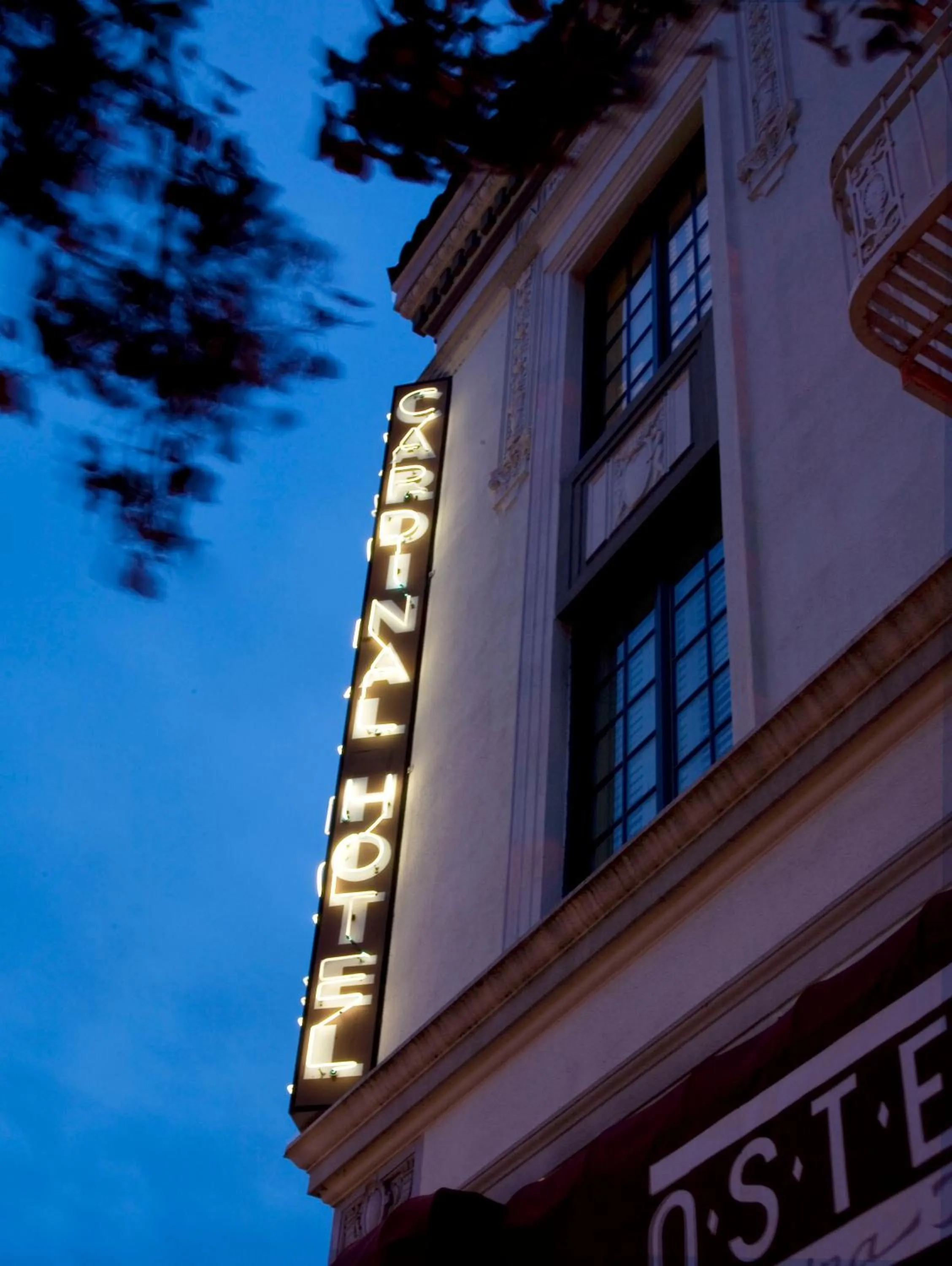Property building in Cardinal Hotel